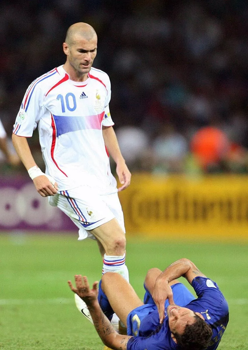 Zinedine Zidane 46 of 123 pics