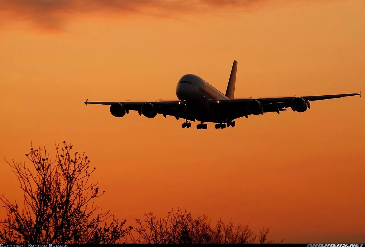 Airbus A380 841 Airlines