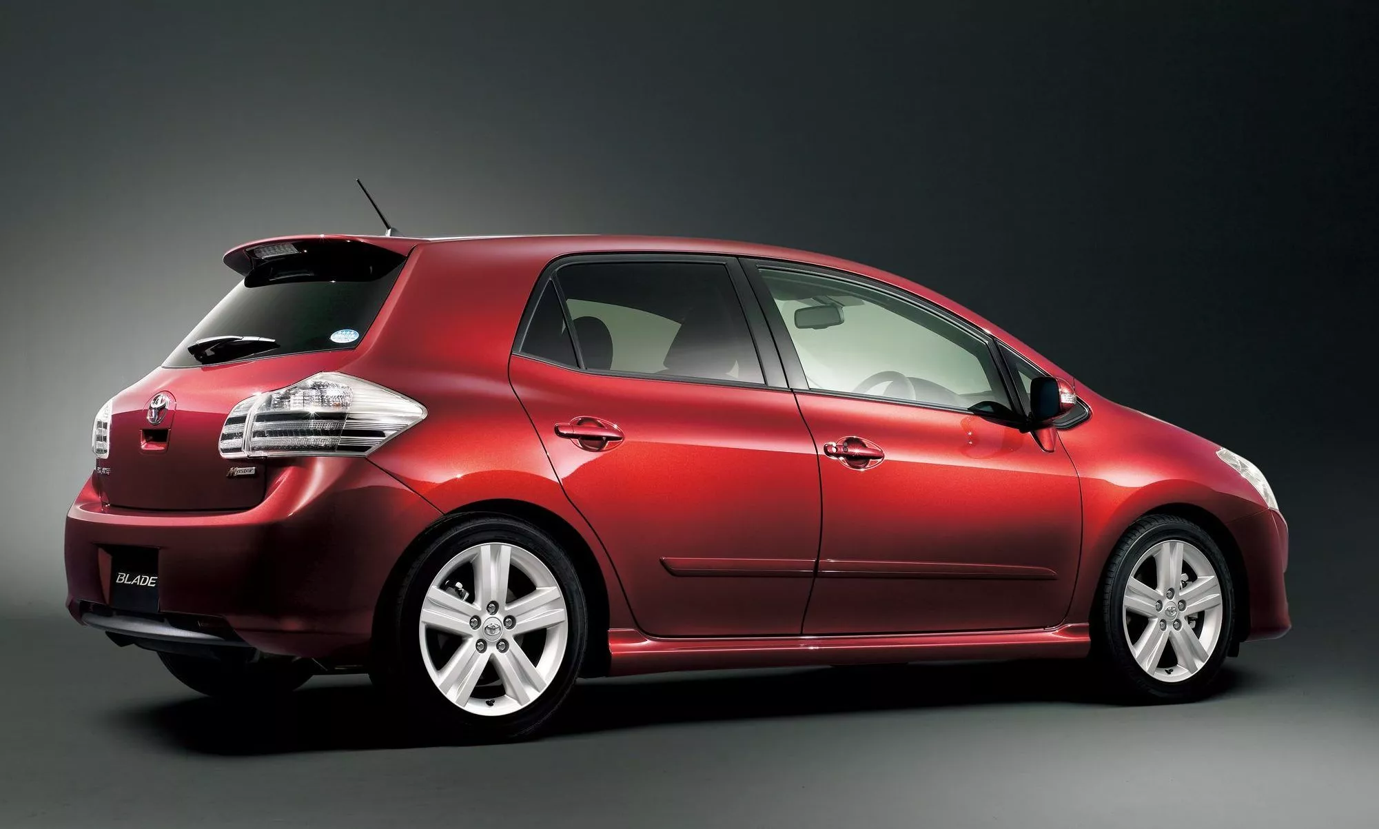 Toyota Once Stuck a Massive V6 Into