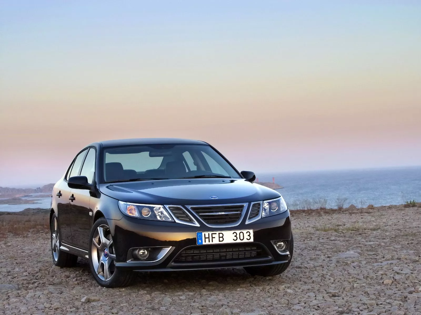 Download Car Vehicle Saab Wallpaper