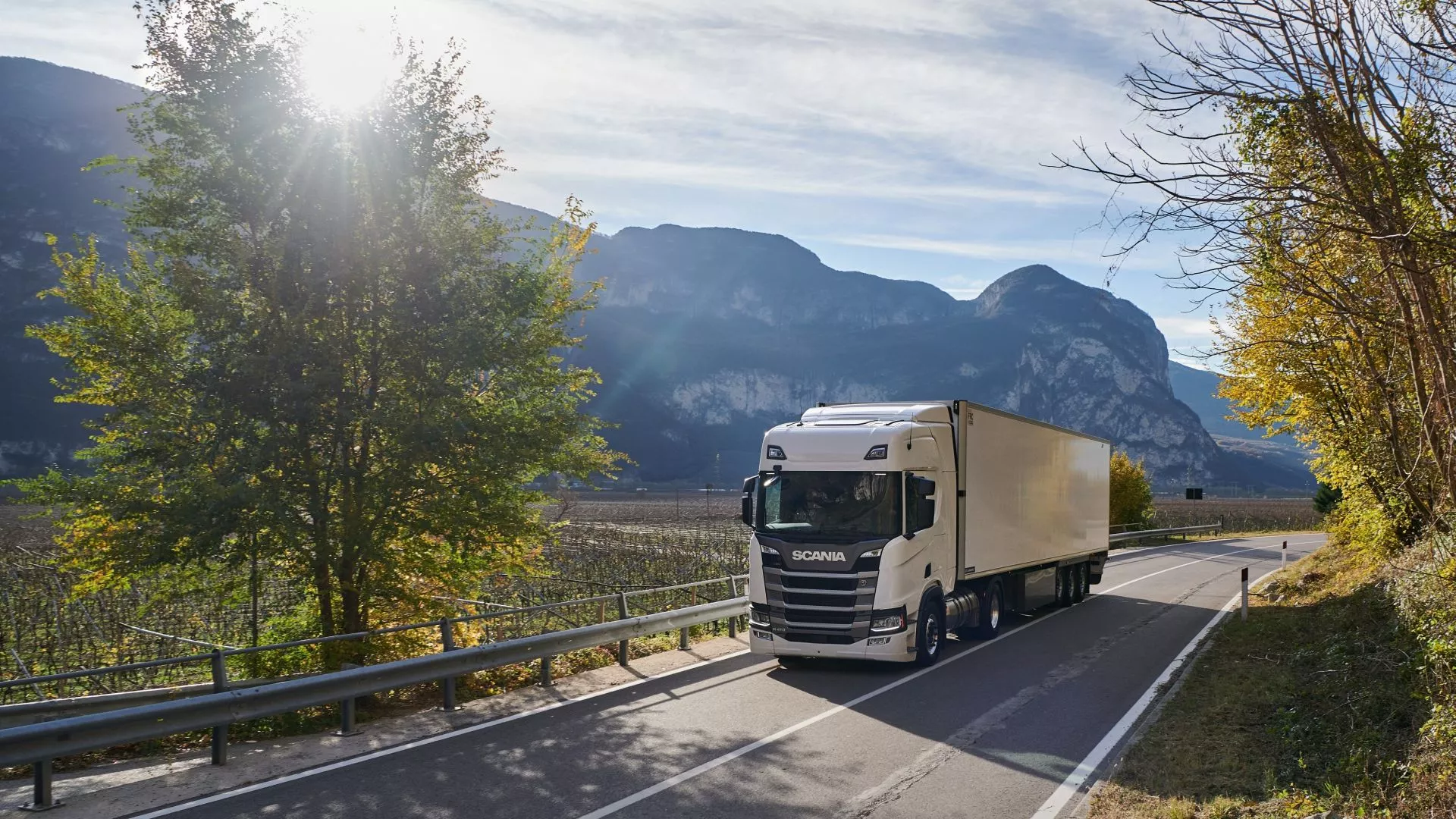 Truck Scania Roads Trucks R410 on