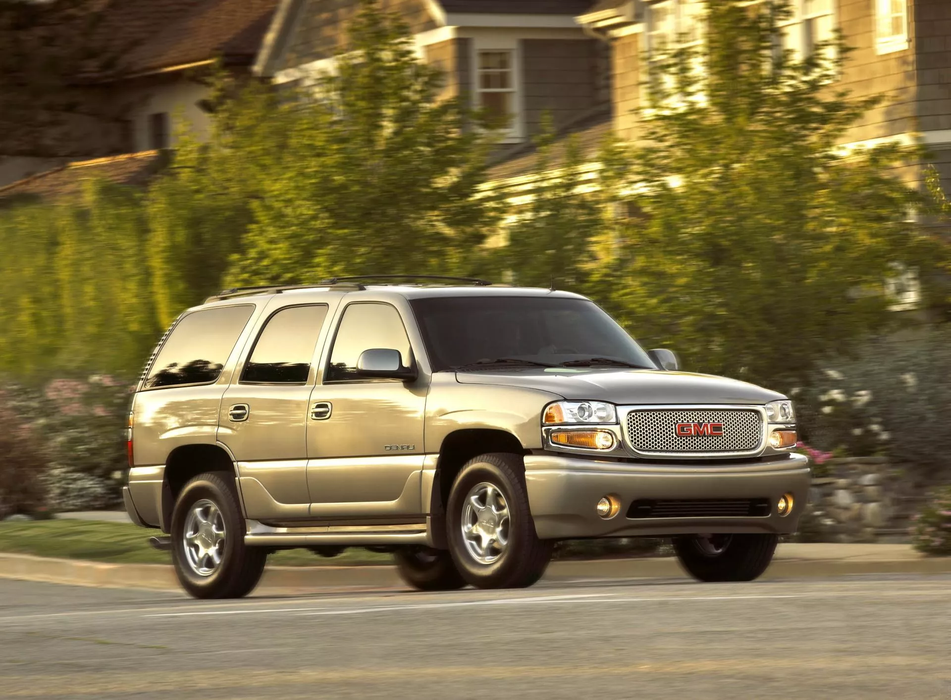 GMC Yukon Wallpaper [HD]