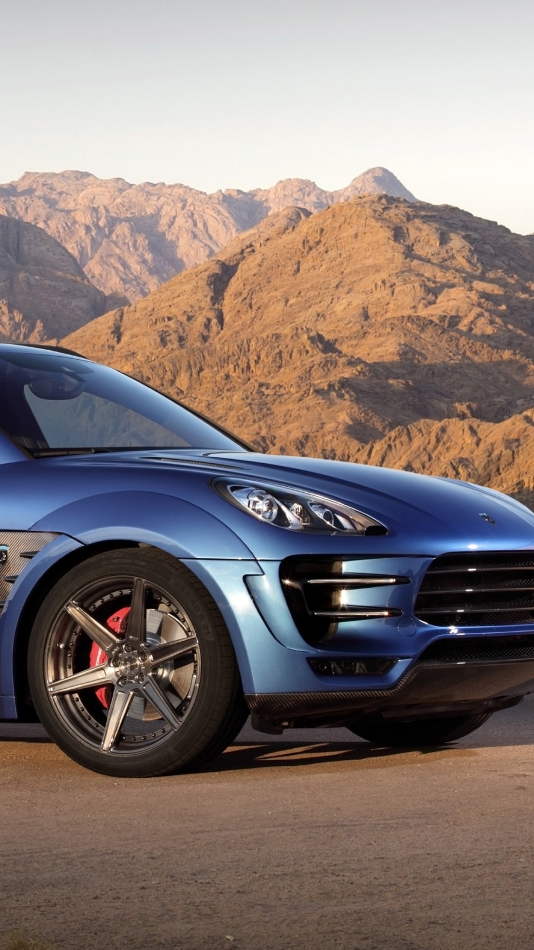 Porsche Macan Wallpaper