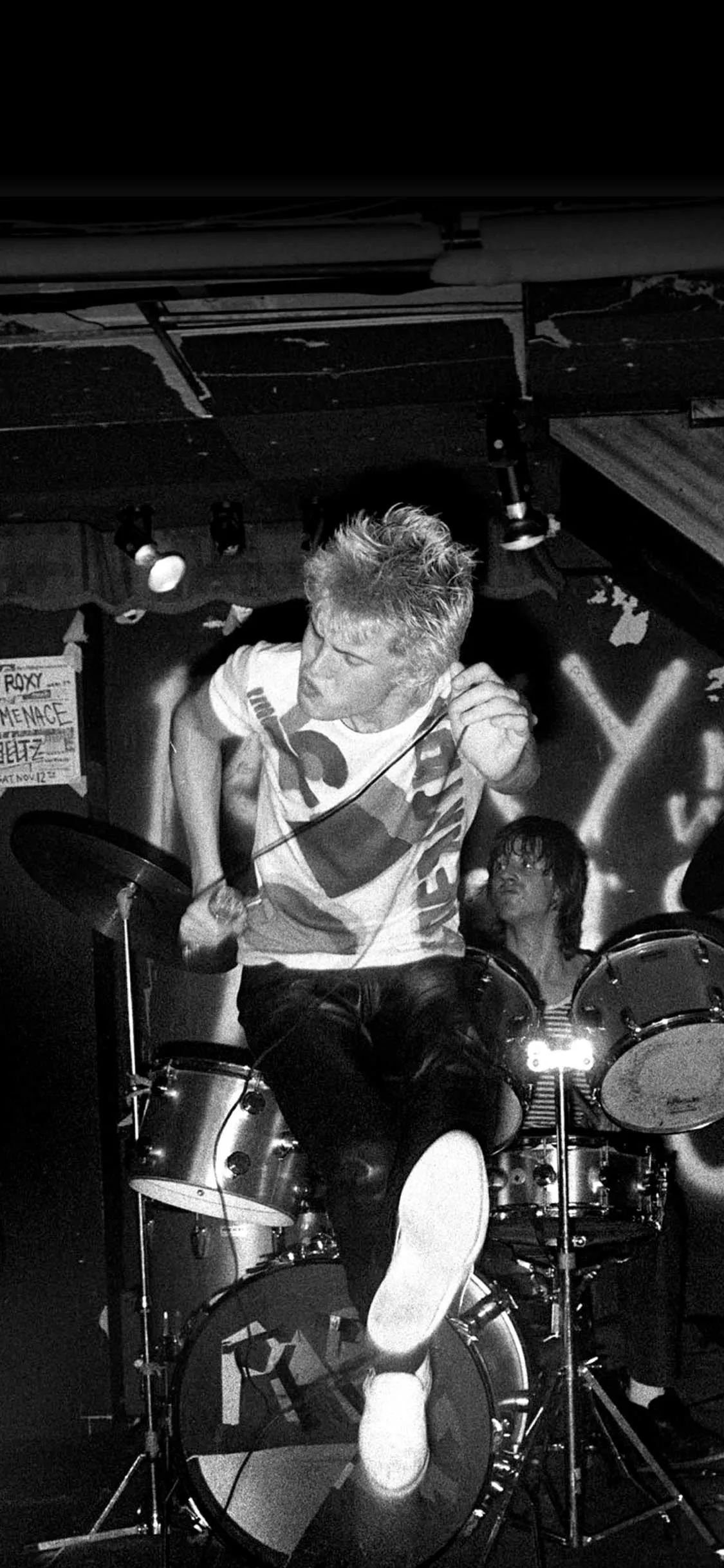 mobile phone wallpaper and lock screen