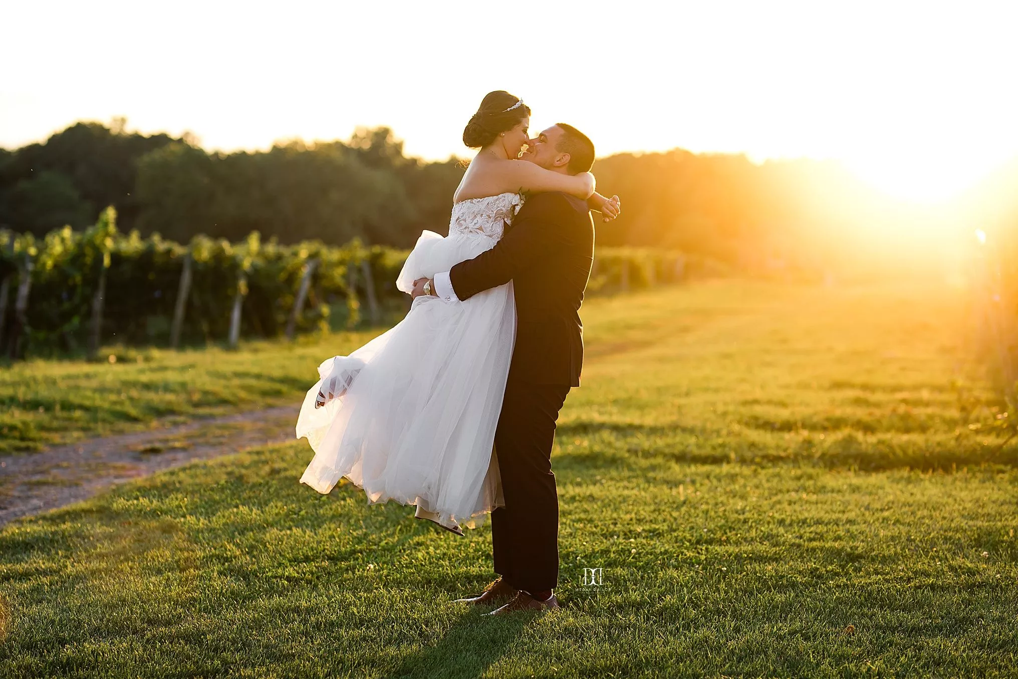 Casa Larga Wedding Photo • Nicole & Joe