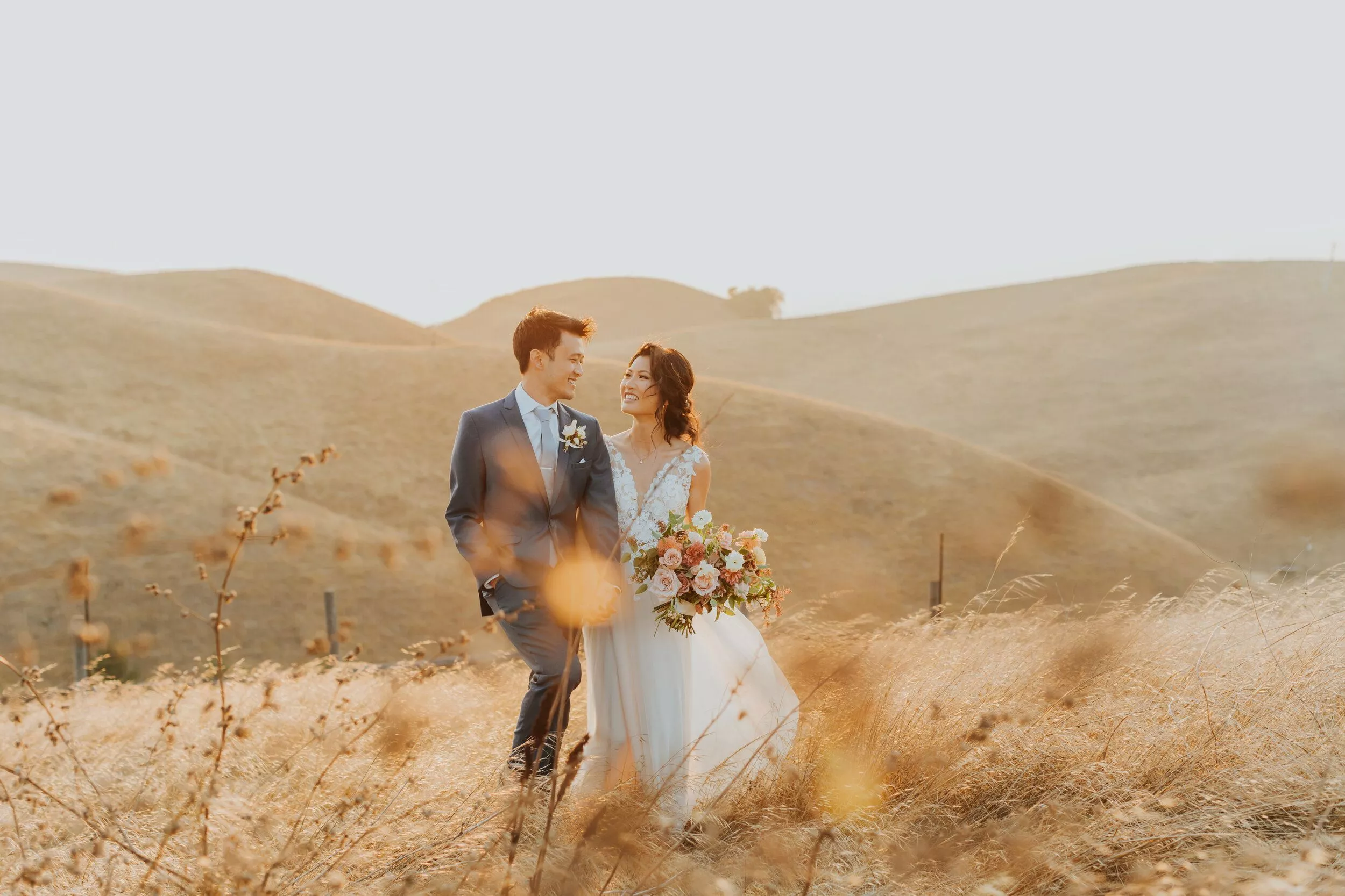 golden hour photo on your wedding day