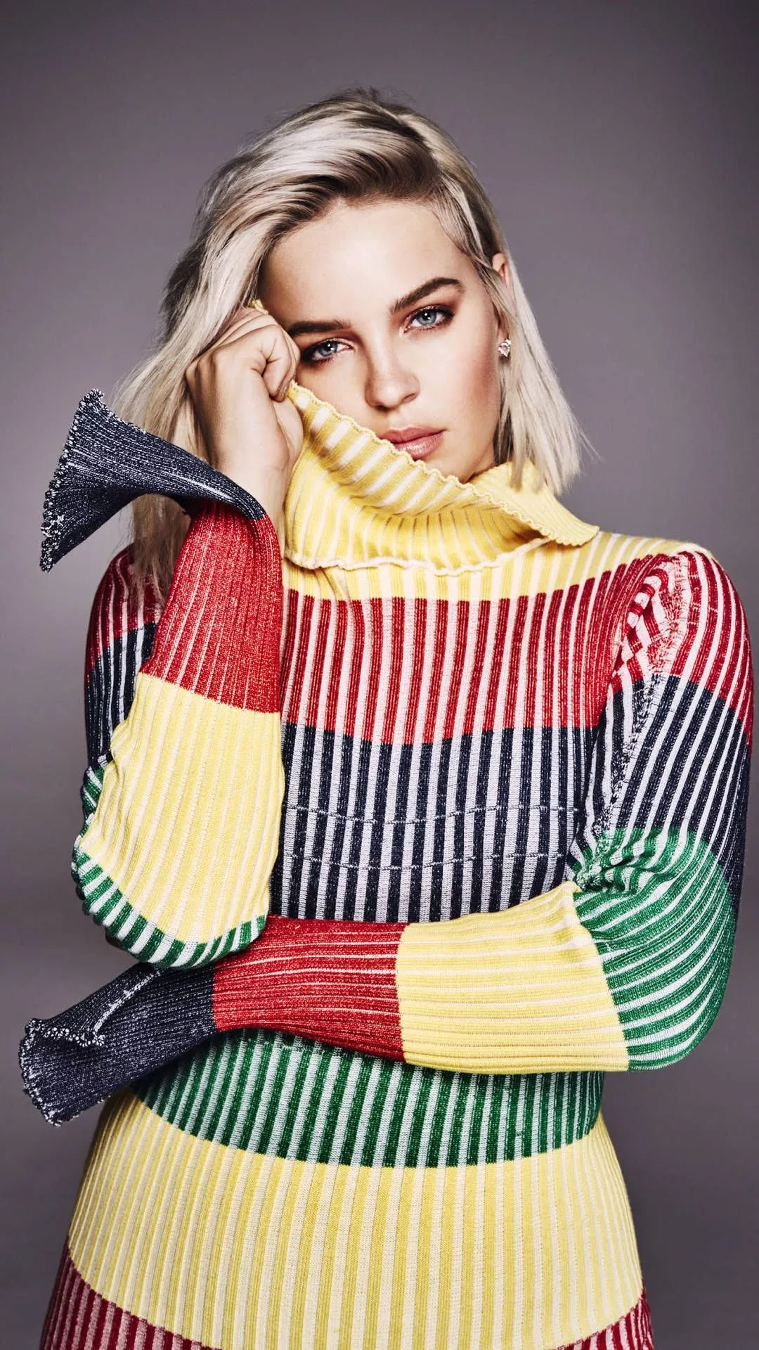 Anne Marie Colorful Sweater Wallpaper