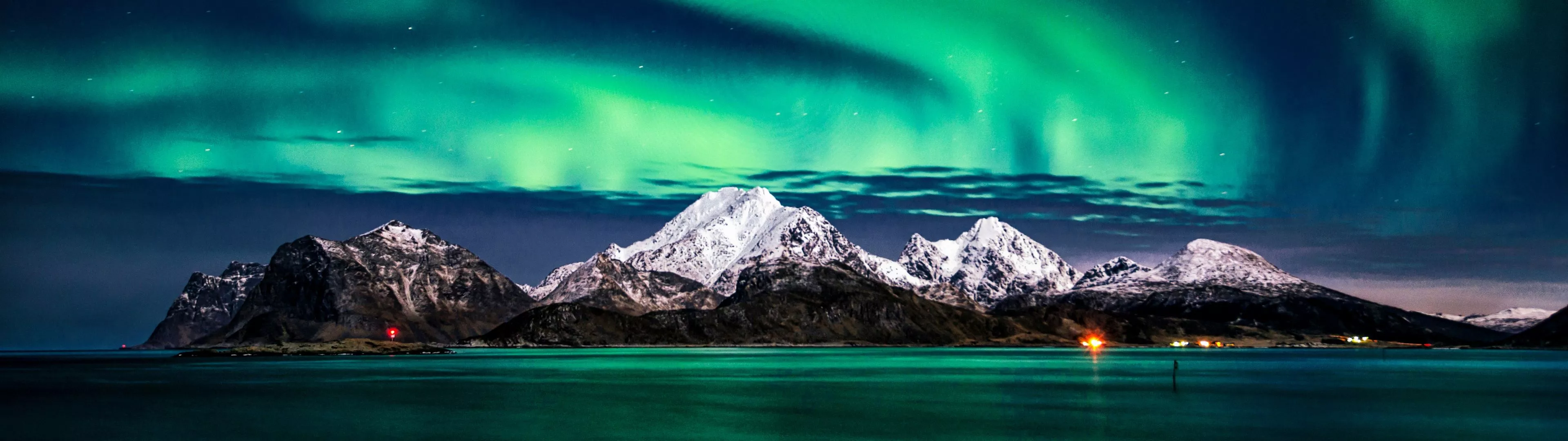 Northern Lights Wallpaper 4K, Mountains