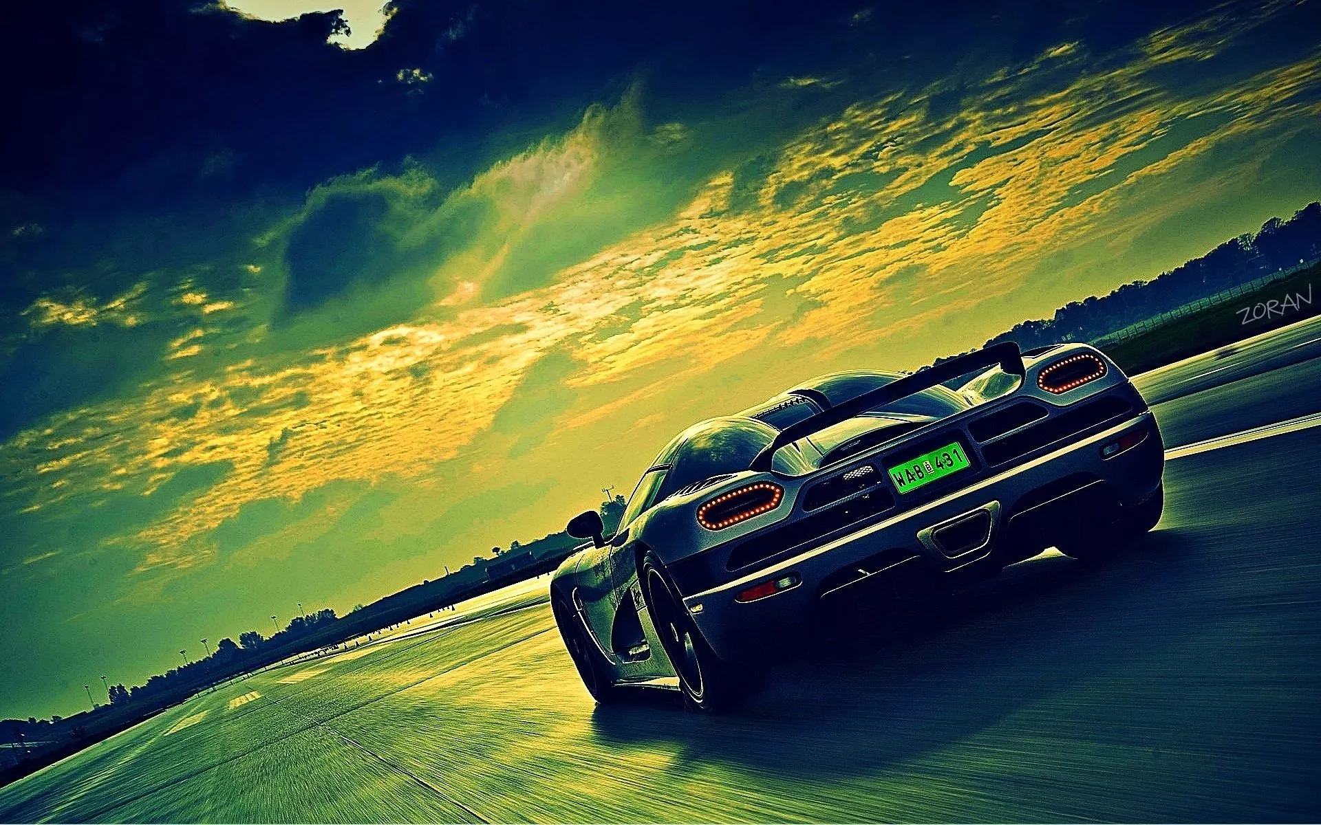 Download Vehicle Koenigsegg HD Wallpaper