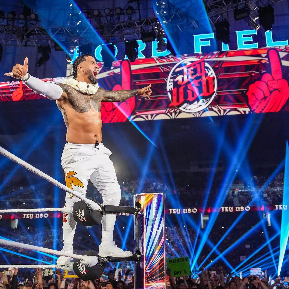 Roman Reigns vs. Jey Uso - Tribal