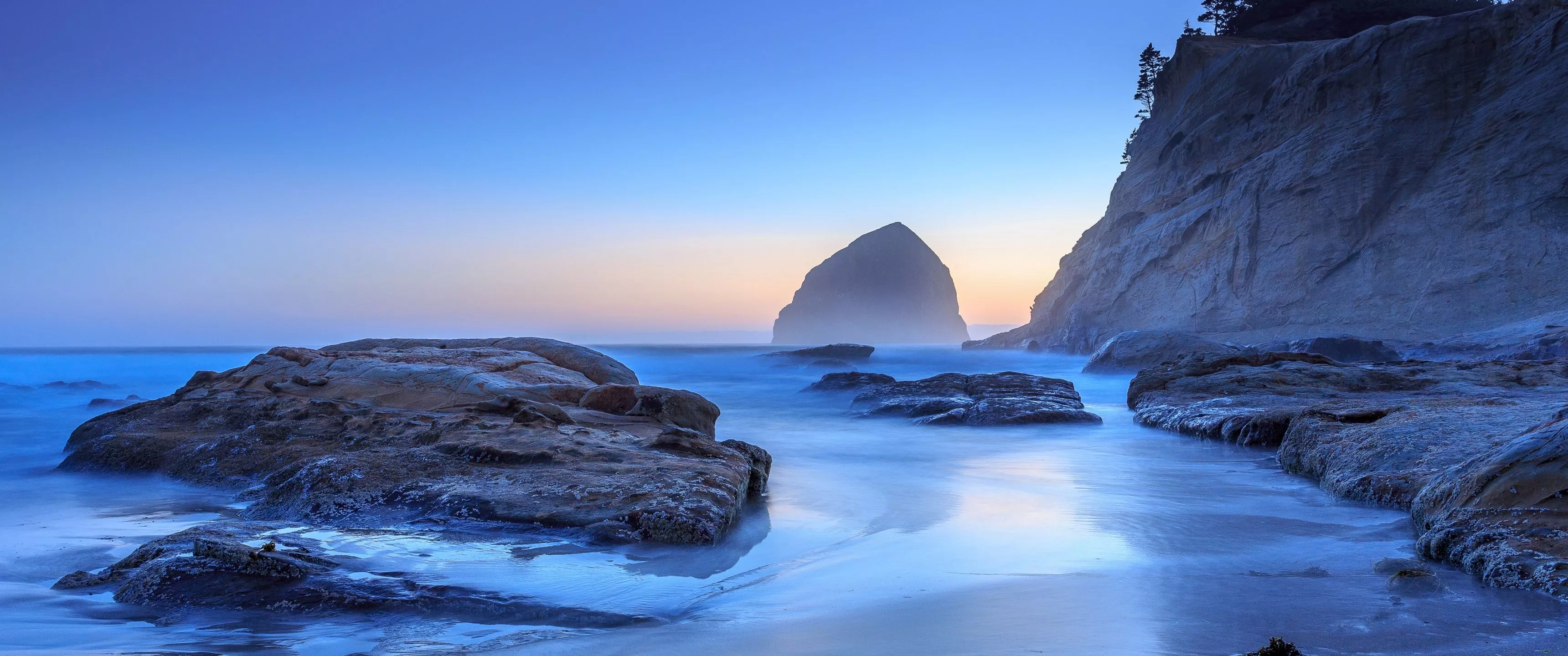 Haystack Rock Wallpaper 4K, Sunset