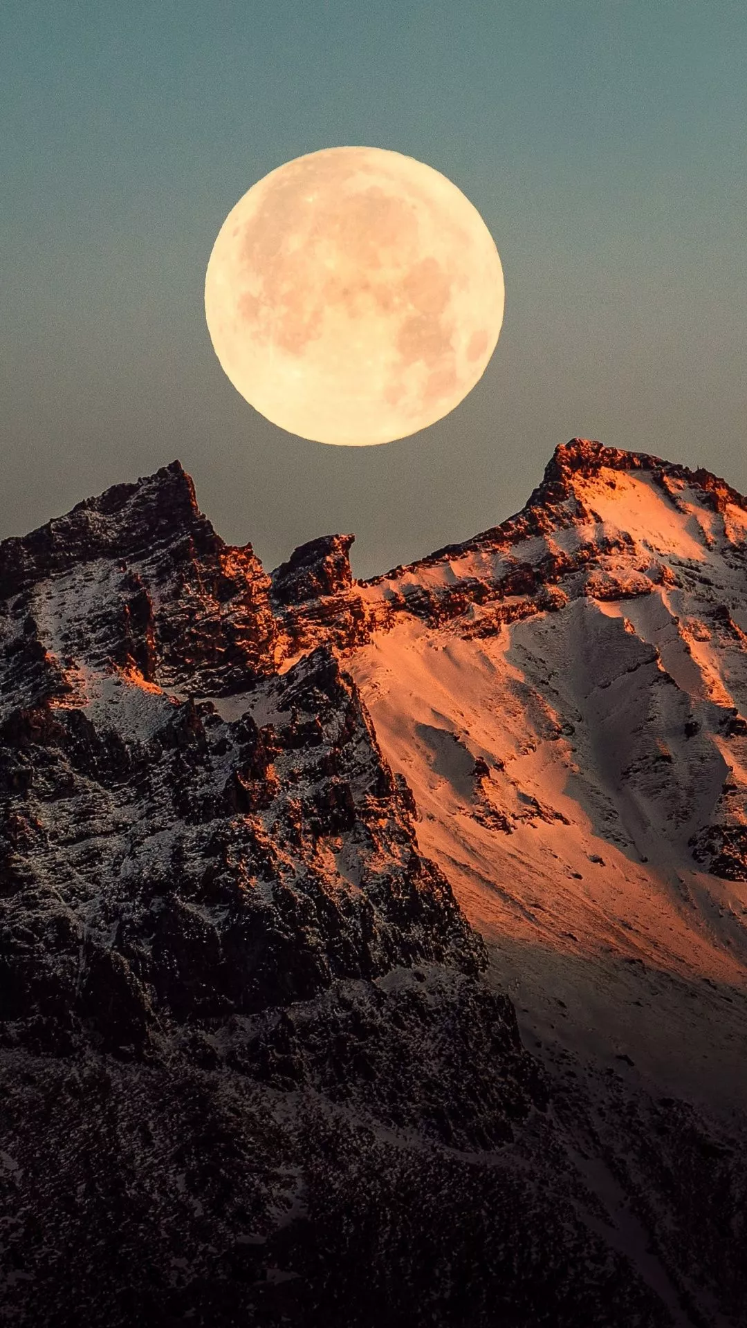 Full moon Wallpaper 4K, Mountain Peak