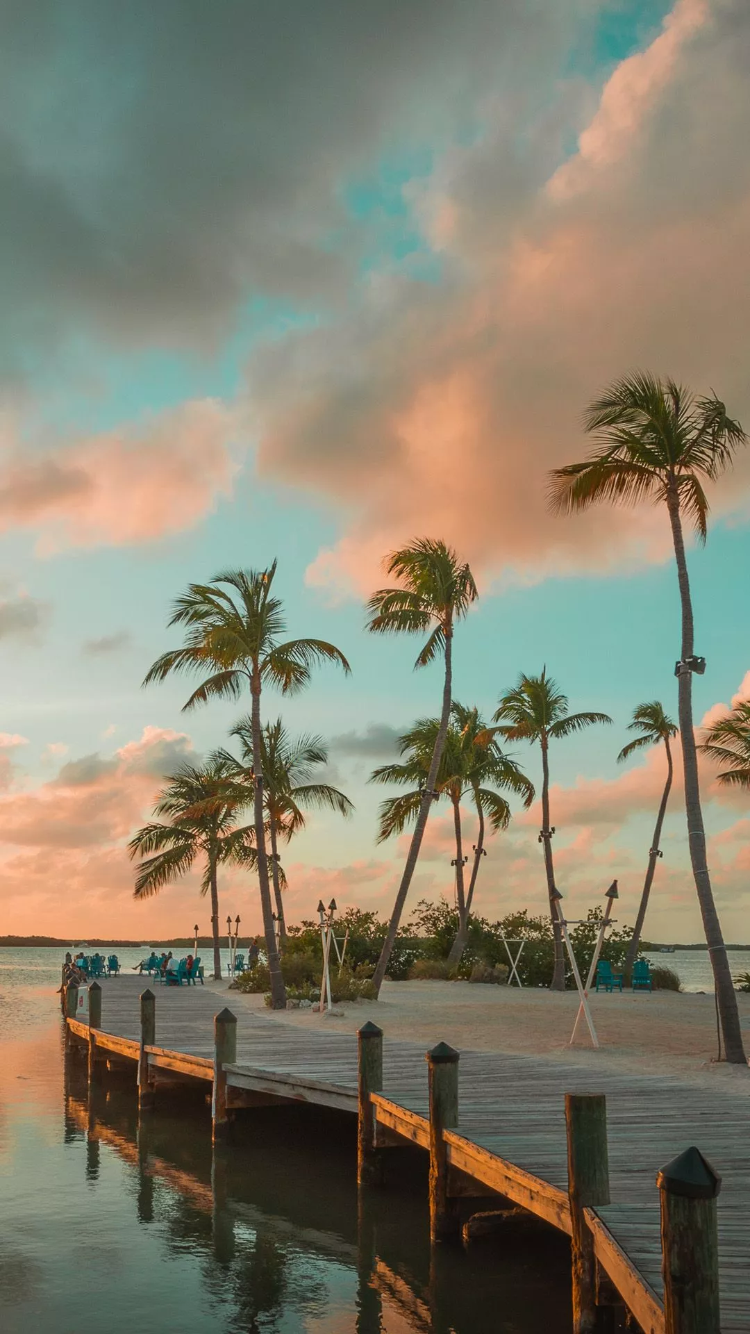 Scenic sunset shot in the Florida Keys