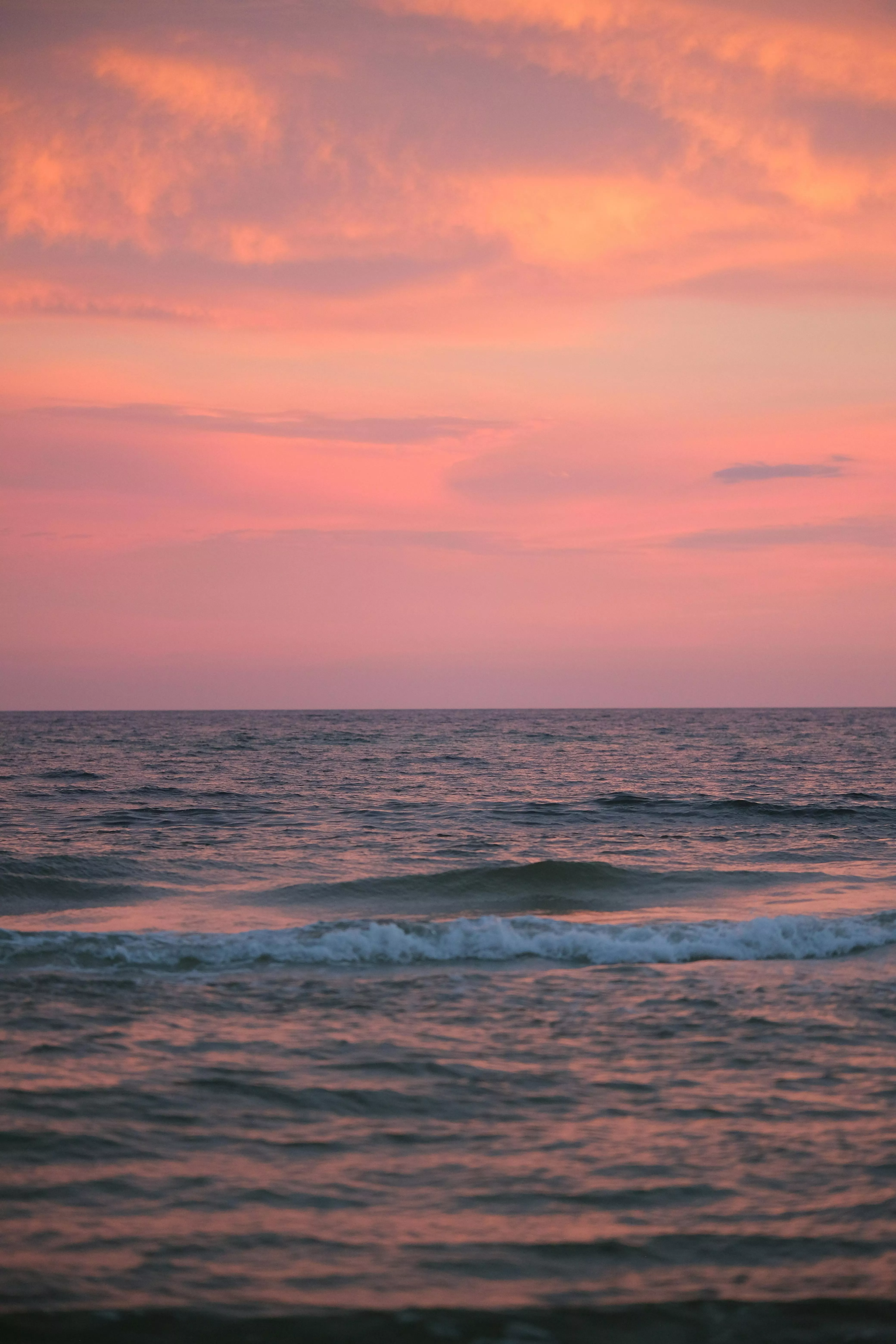 Ocean Shore in Florida at Dusk · Free