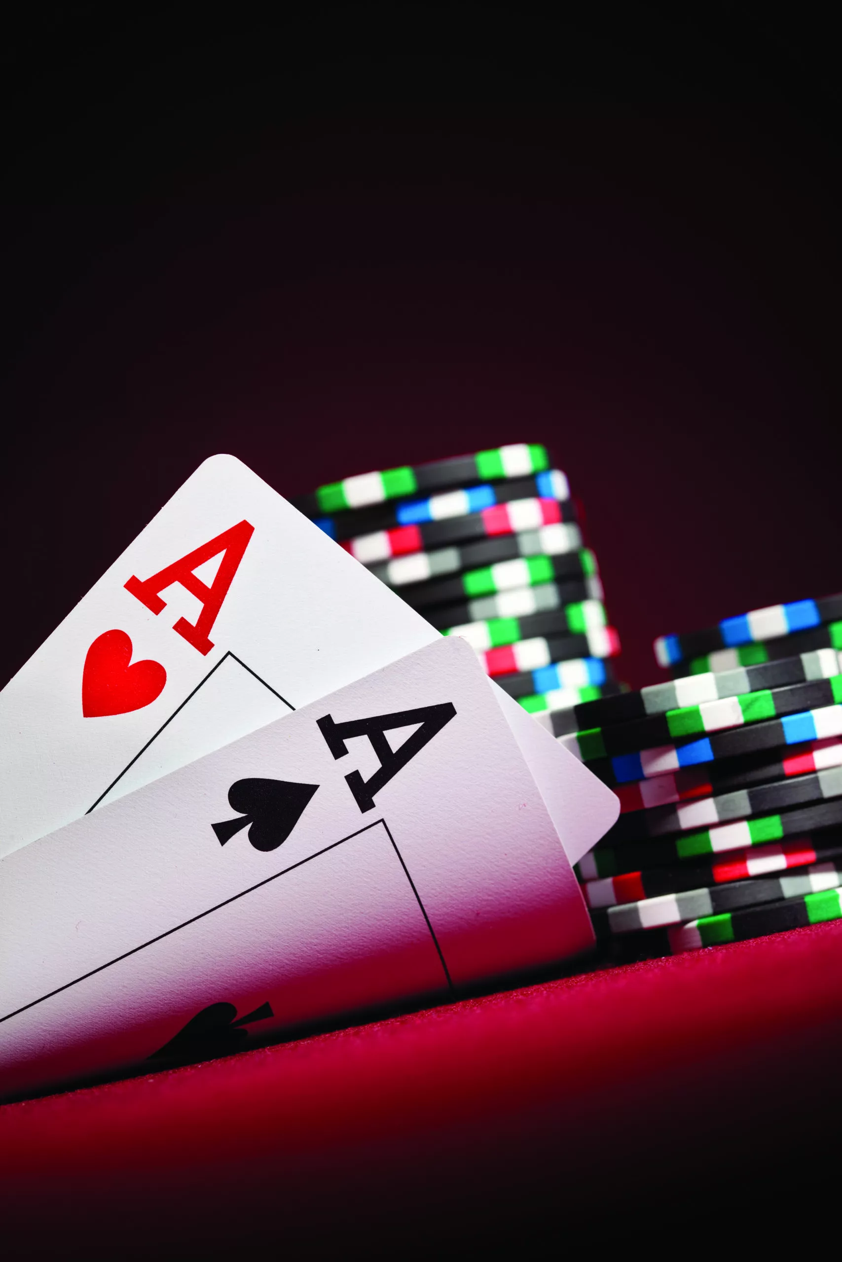 Pair of Aces Antonio Magazine