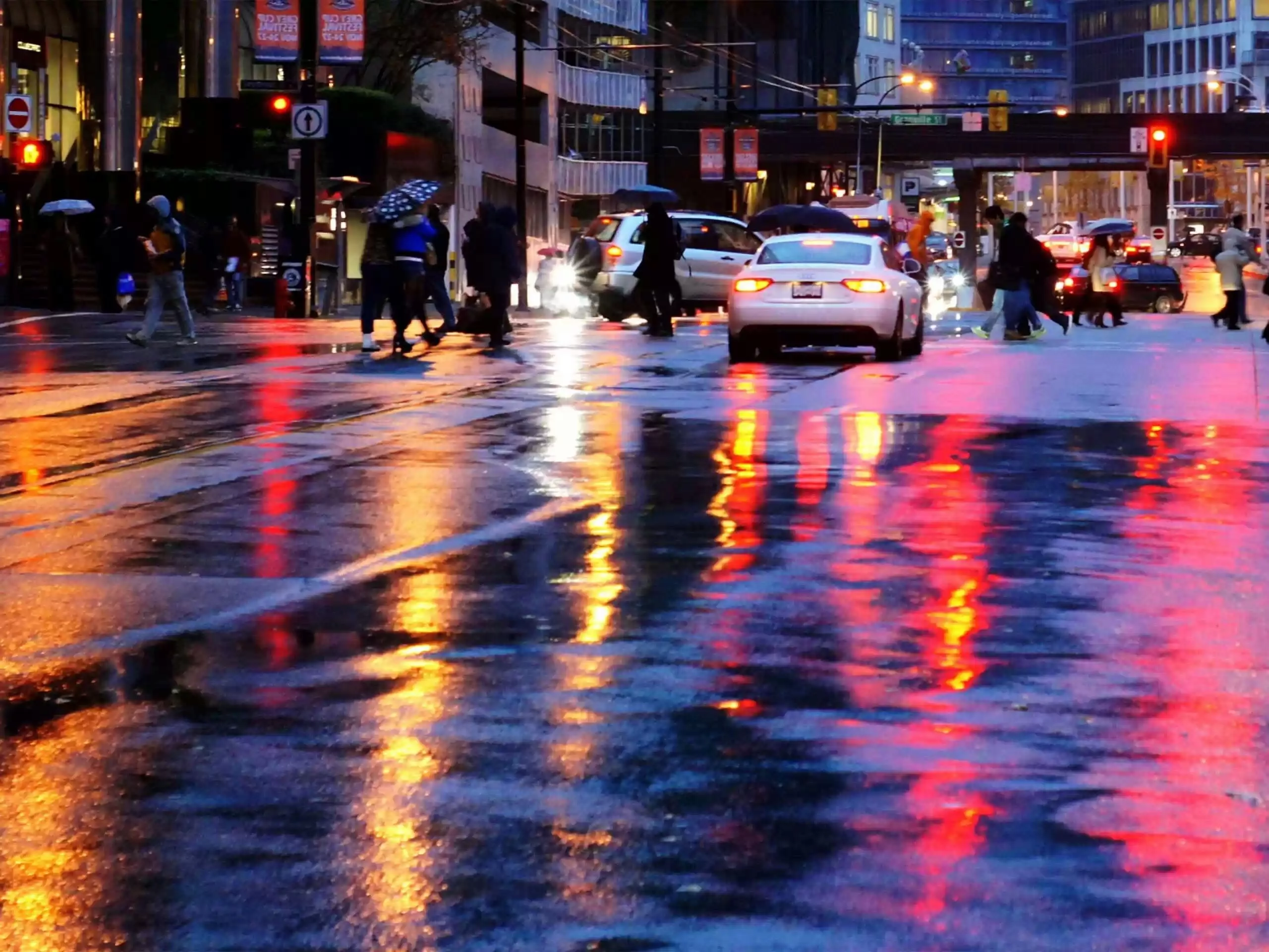 Wallpaper the city, reflection, rain