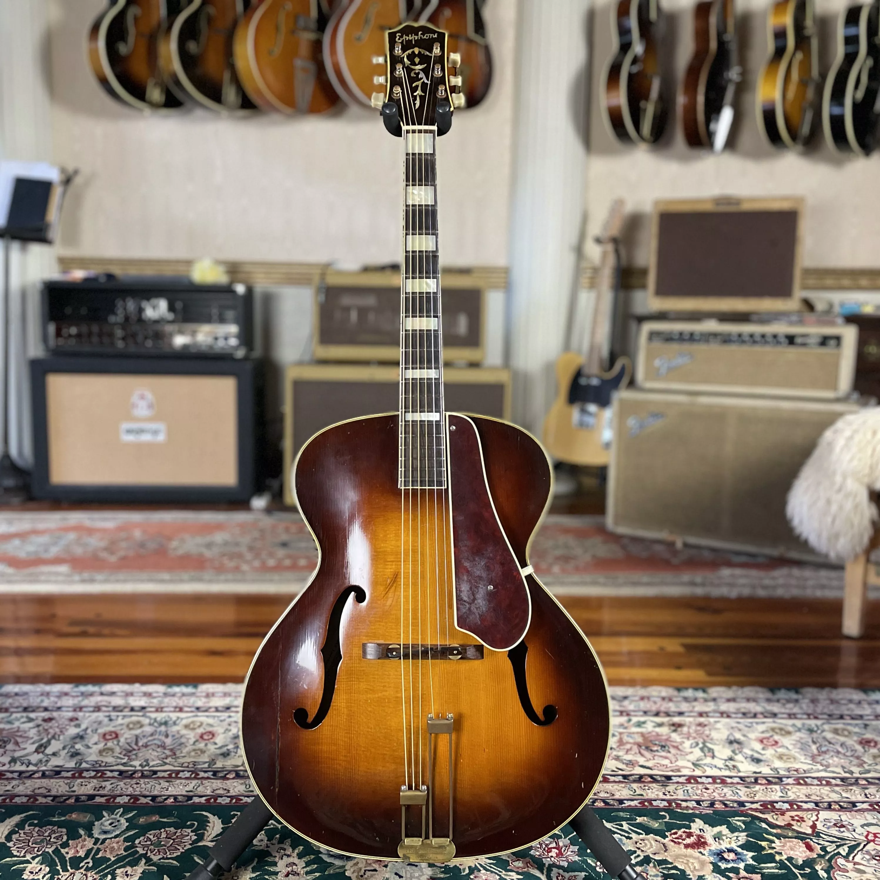Jazz Archtop Photo