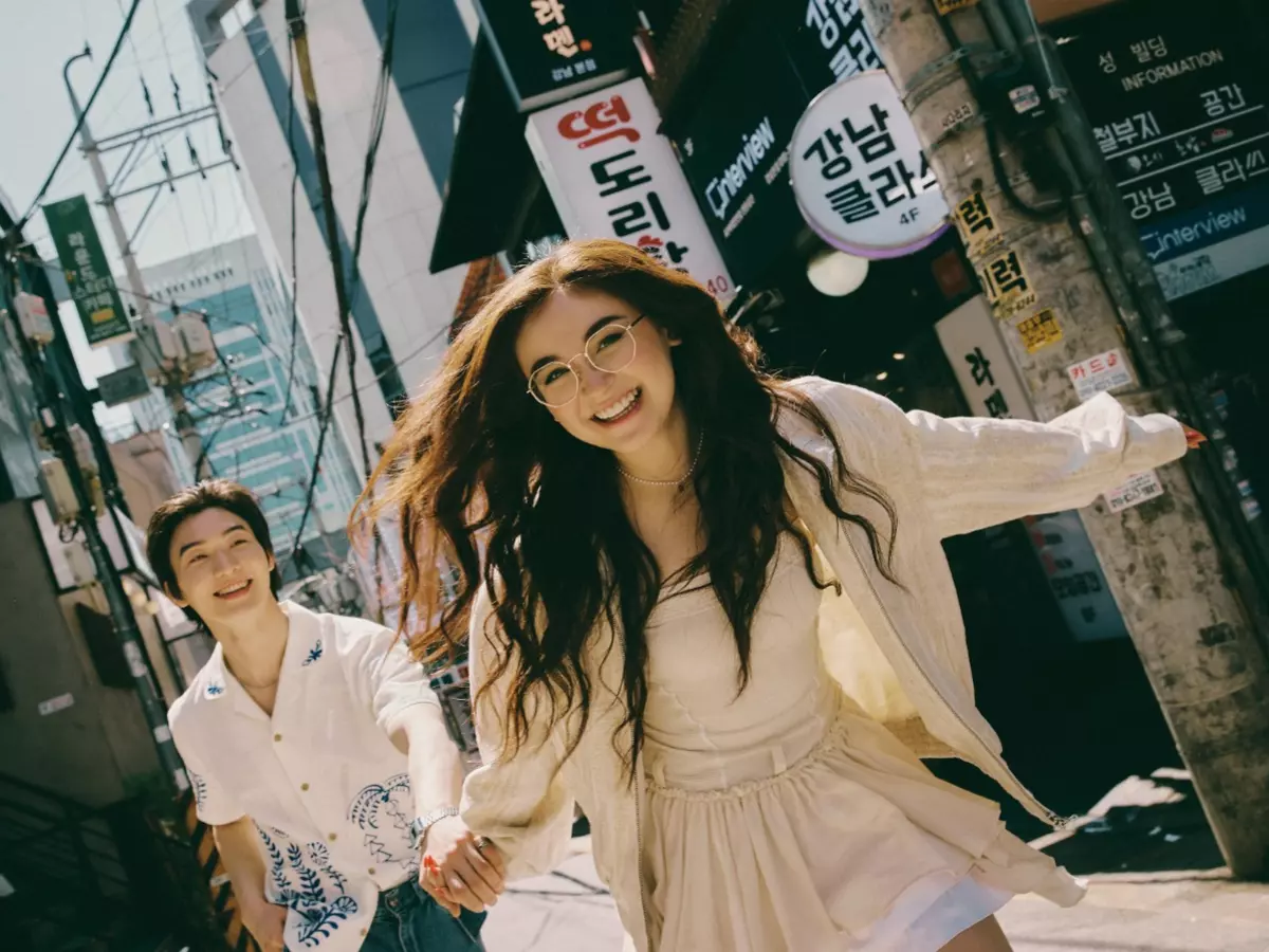 Netflix teases 'XO, Kitty' fans
