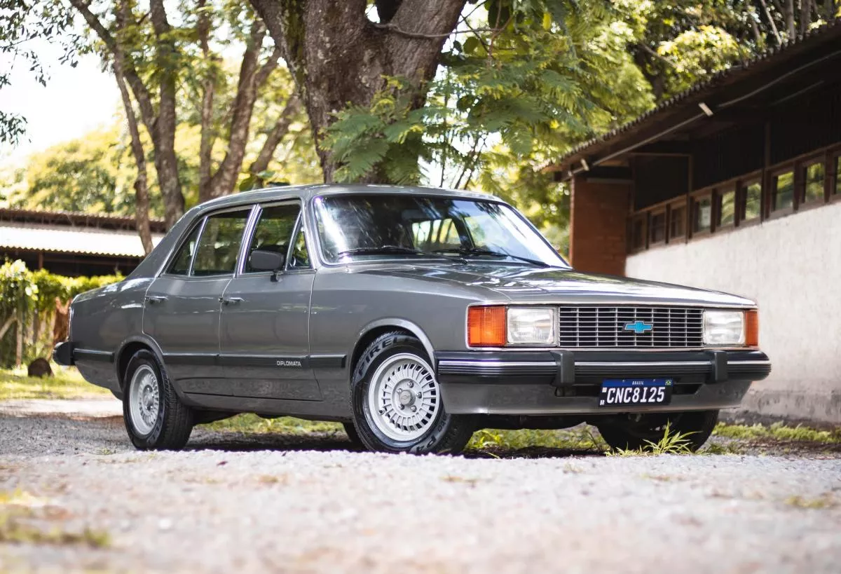 Opala Diplomata 1983. Anúncio do