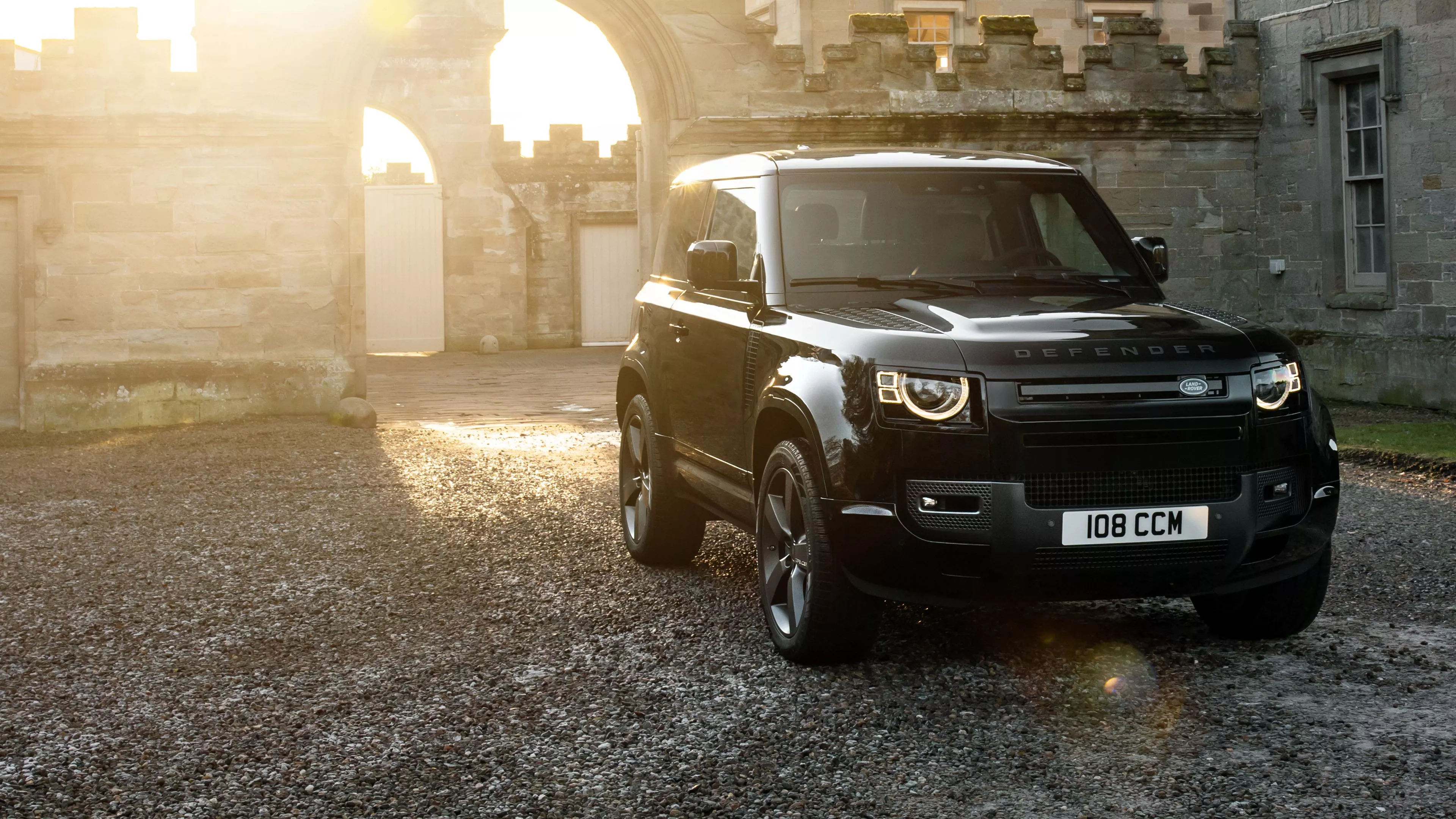 Land Rover Defender 90 V8 Carpathian