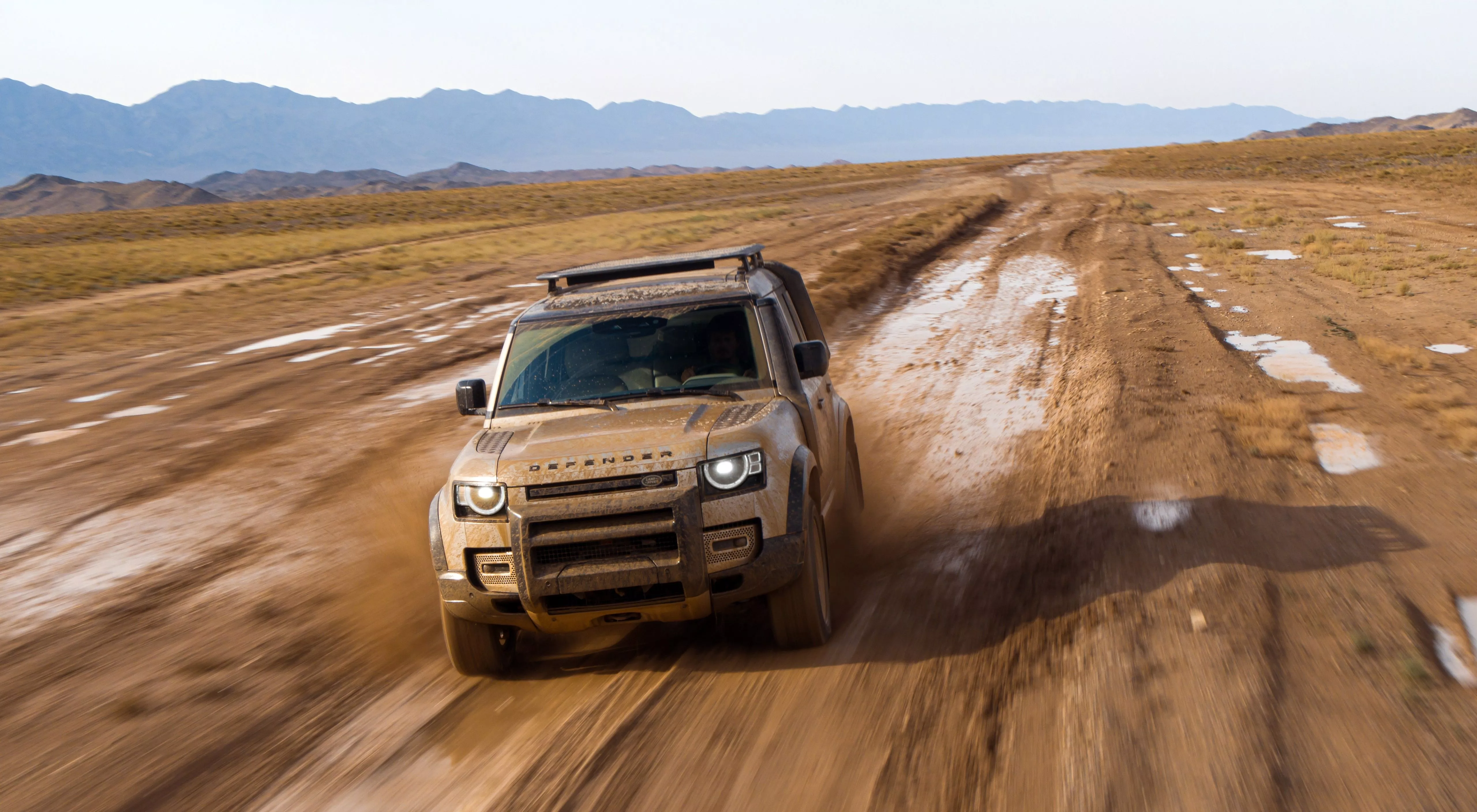 Land Rover Defender Explorer Pack 2021