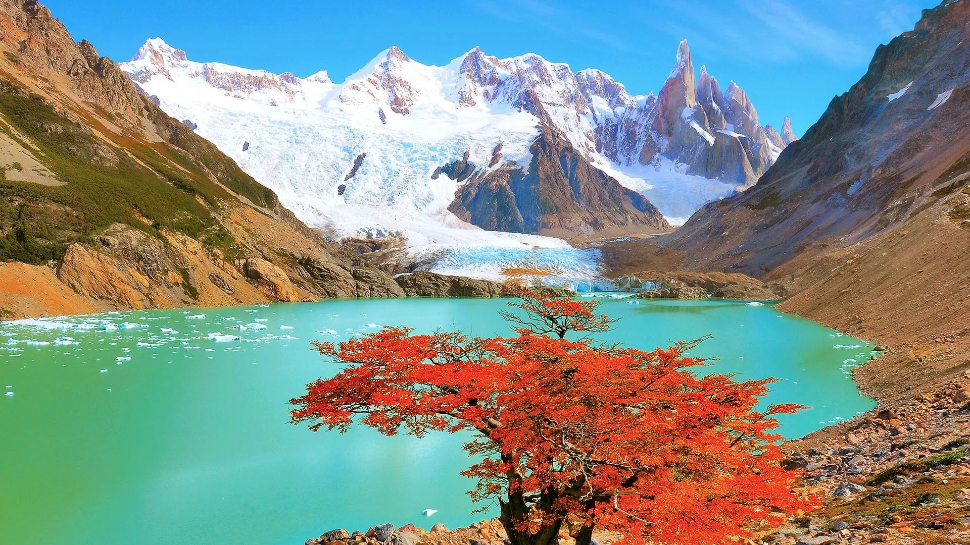 the lake near Cerro Torre mountain