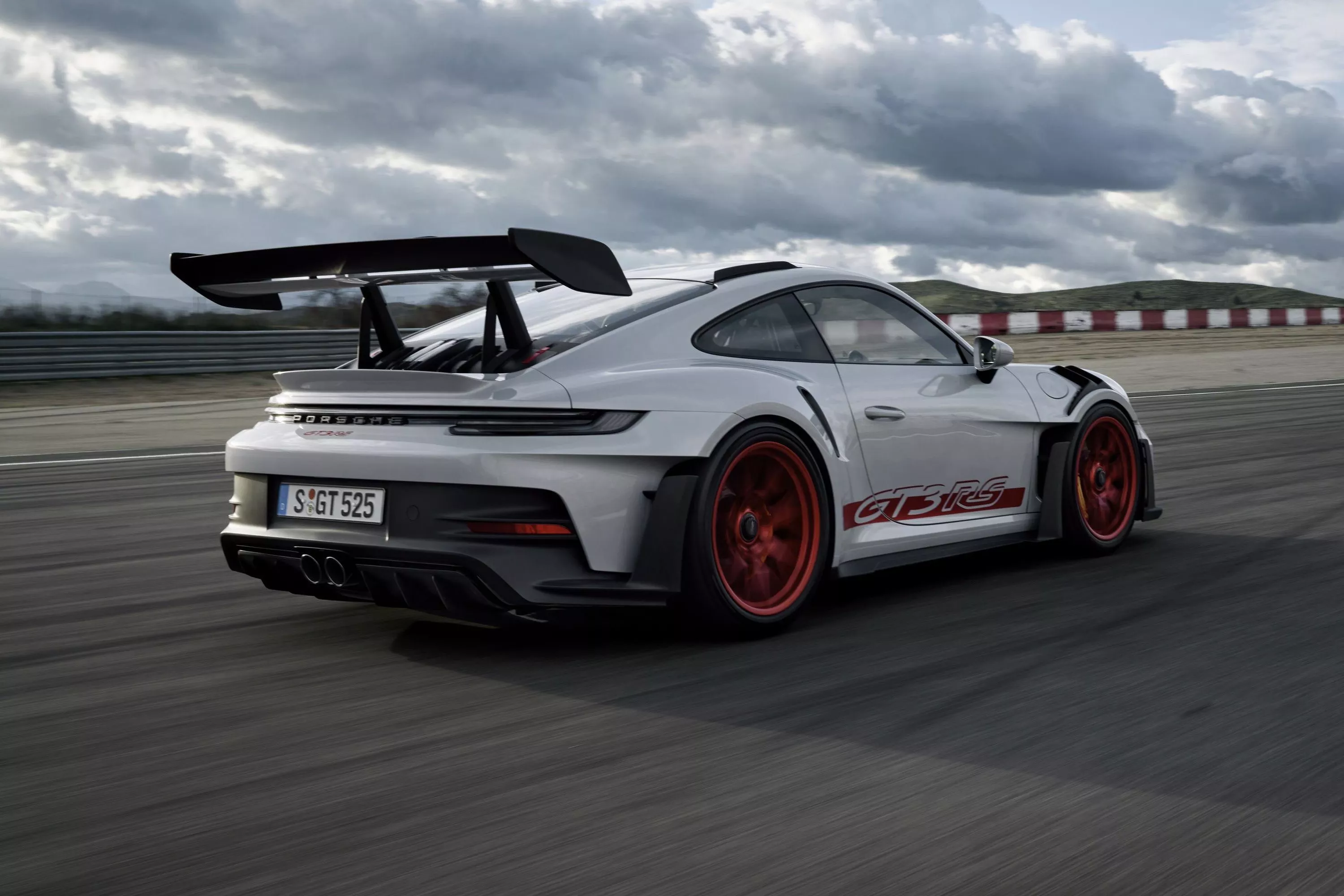 2023 Porsche 911 GT3 RS Is A Lap Time