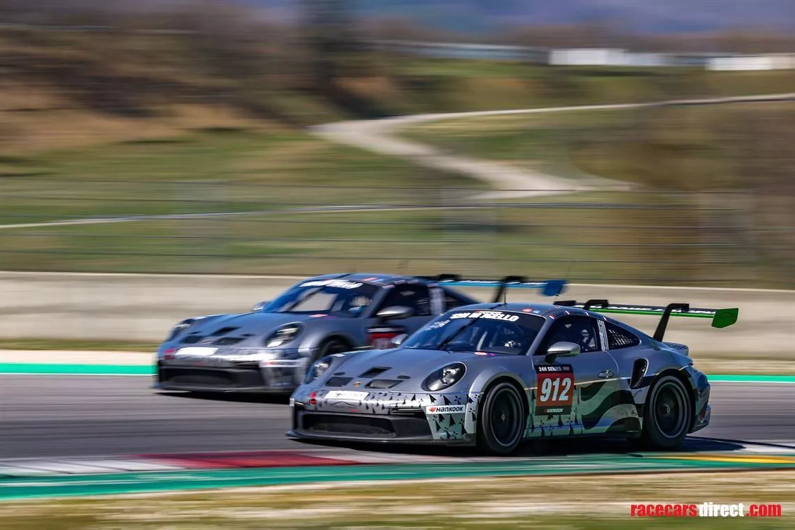 PORSCHE 992 GT3 CUP