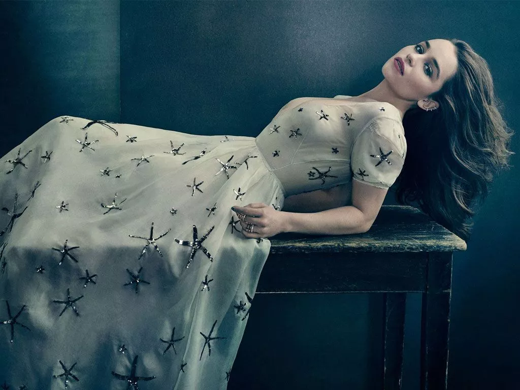 Emilia Clarke HQ Wallpaper. Emilia