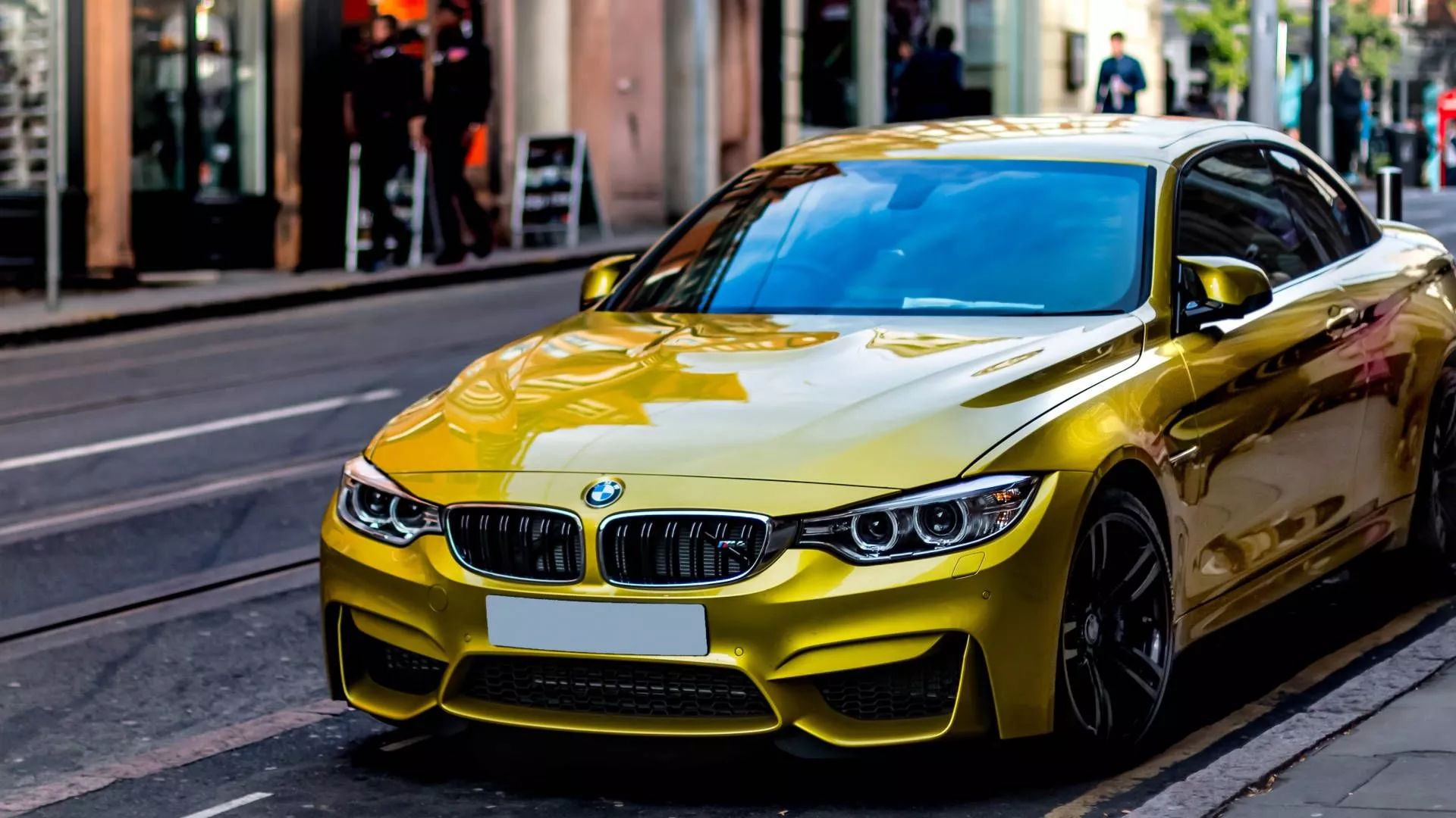 Full HD Bmw Shiny Yellow M4 Wallpaper
