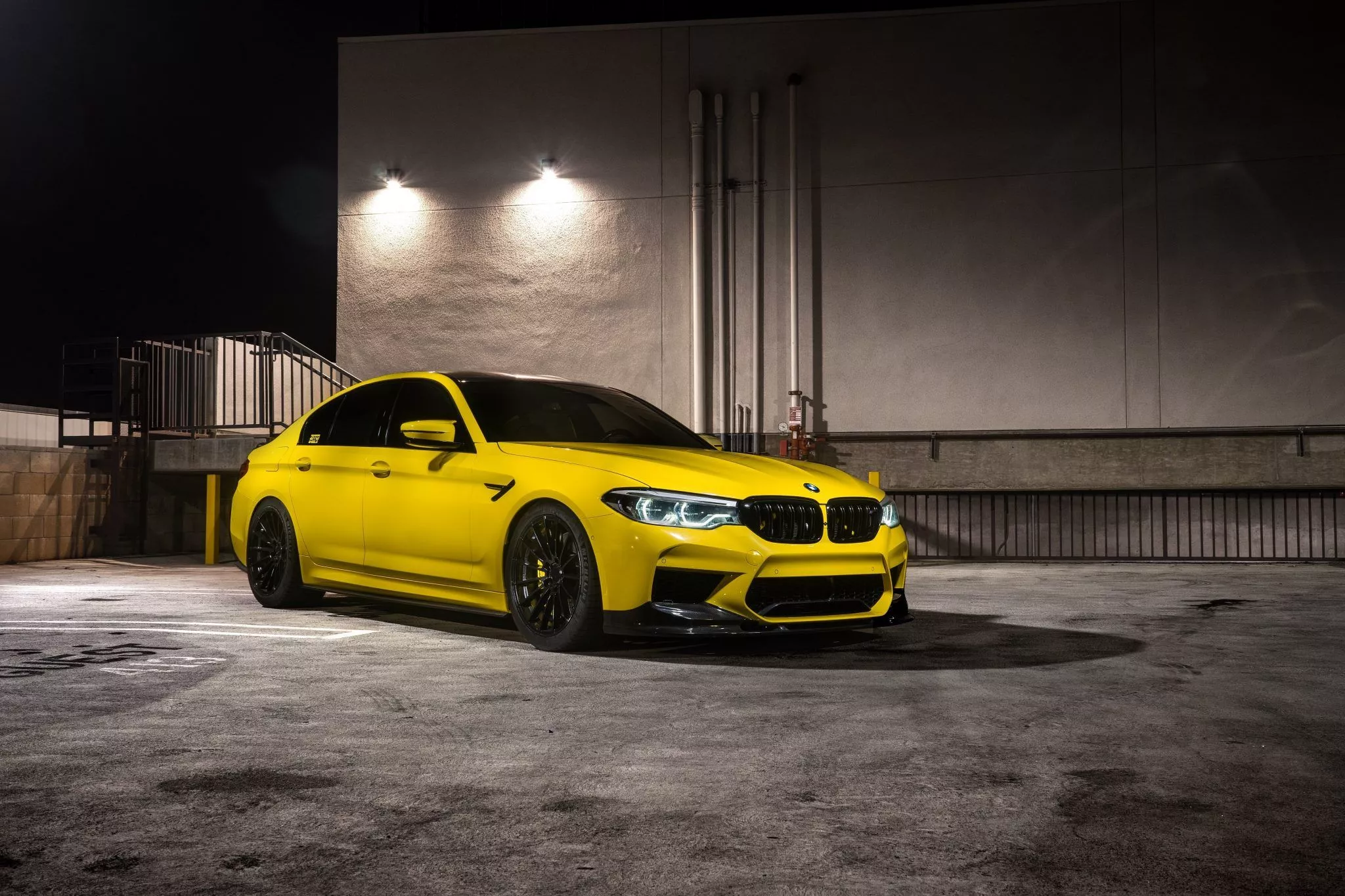 Wallpaper Yellow, M5, F90 for mobile