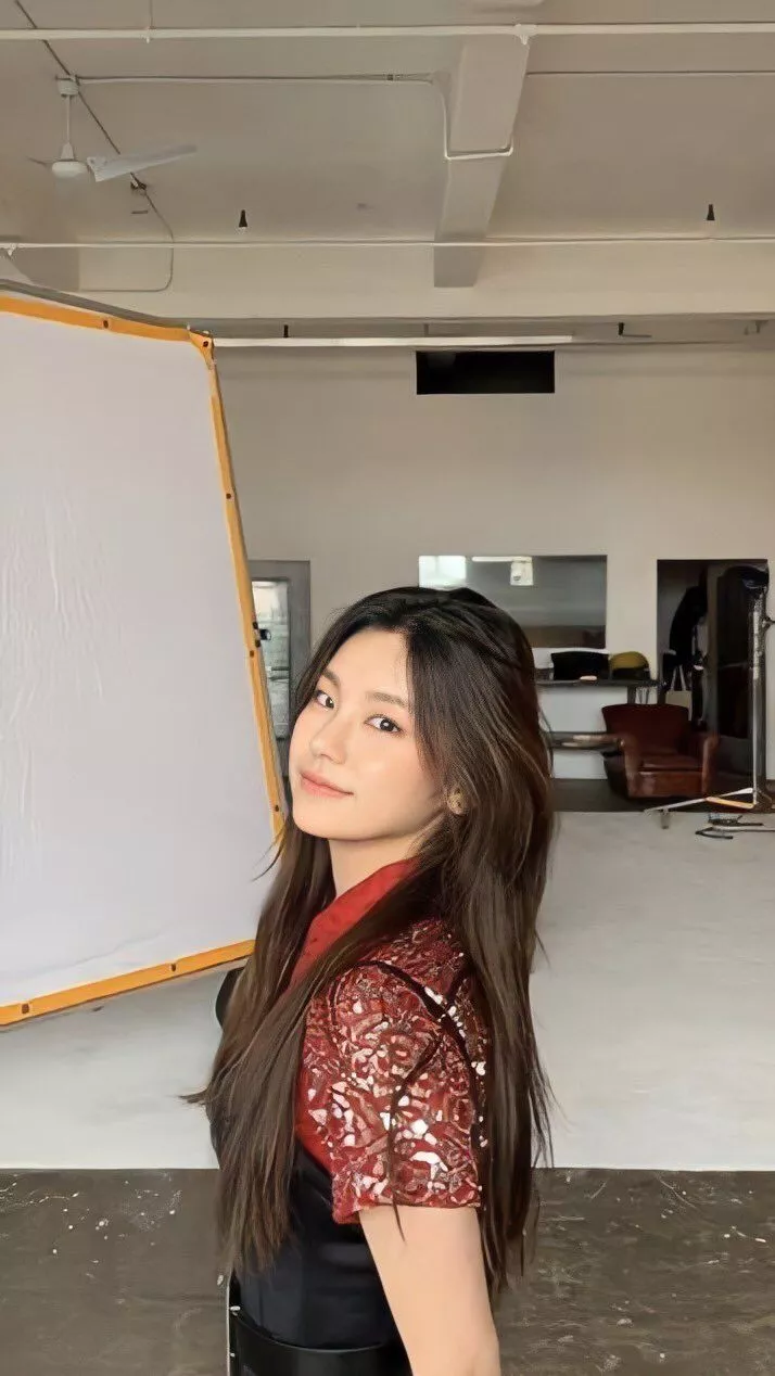 Yeji Wallpaper Lockscreen #ITZY