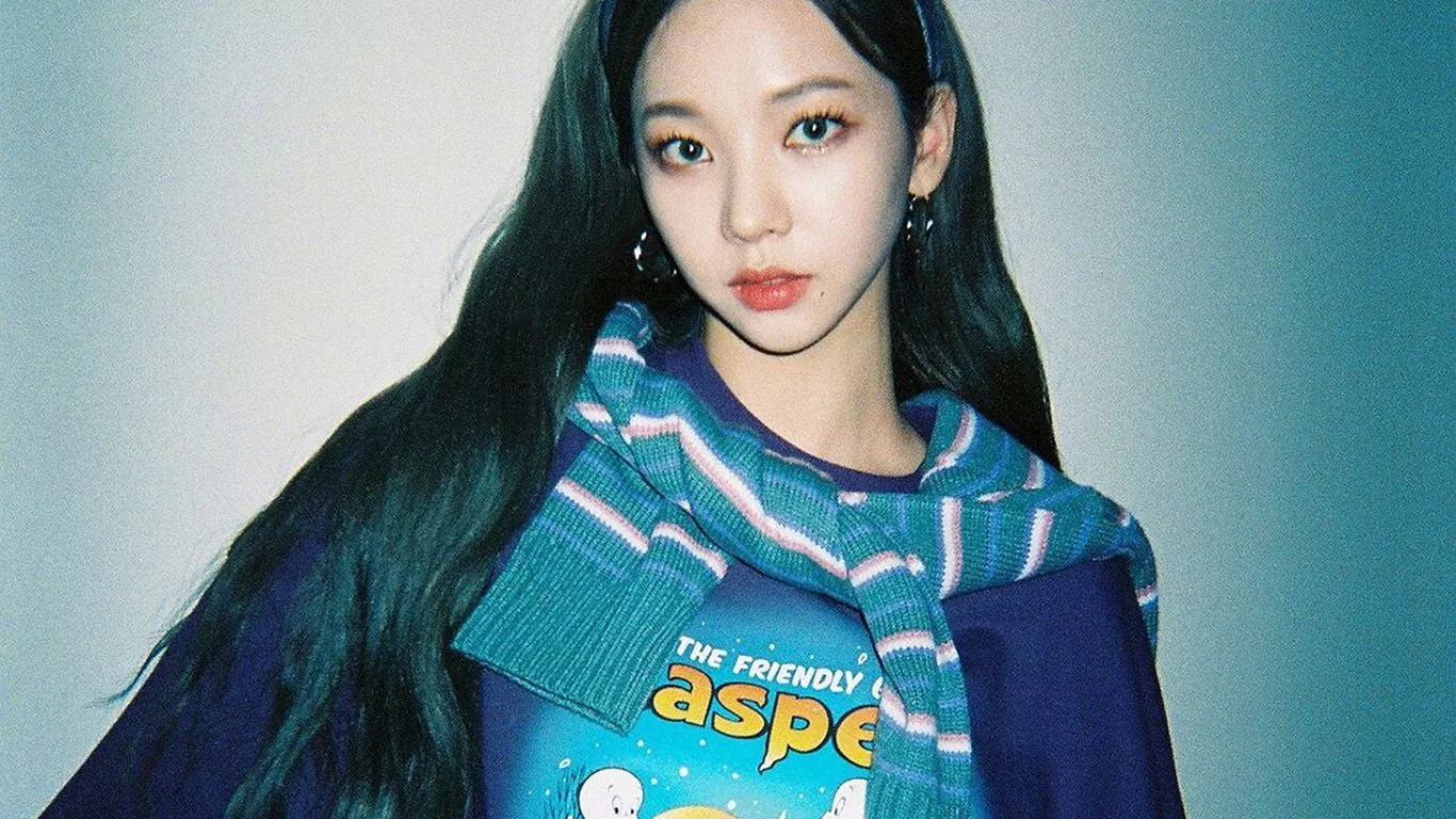 Karina Girl Aespa Blue Winter Kpop