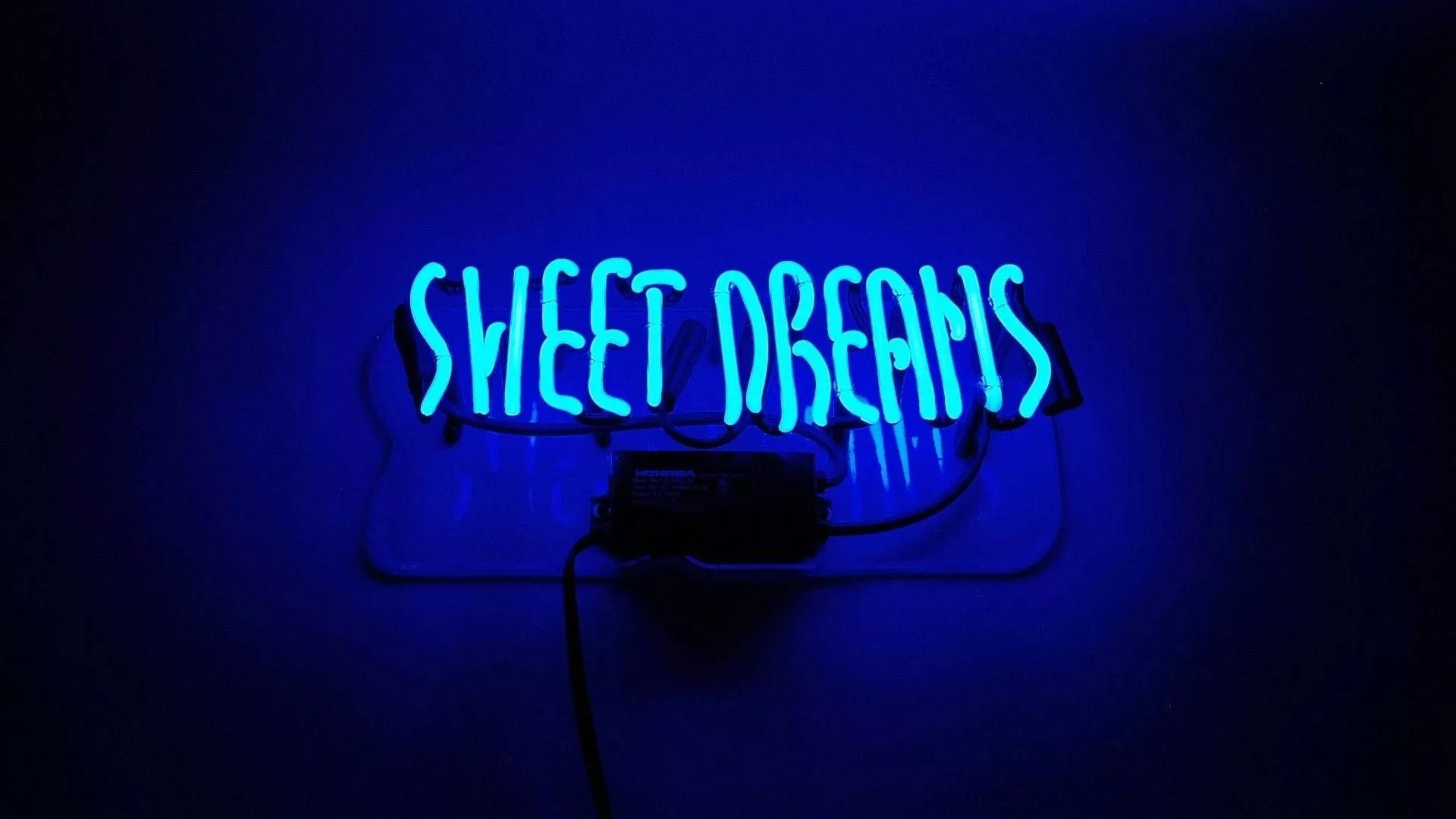Neon Blue Sweet Dreams Signage