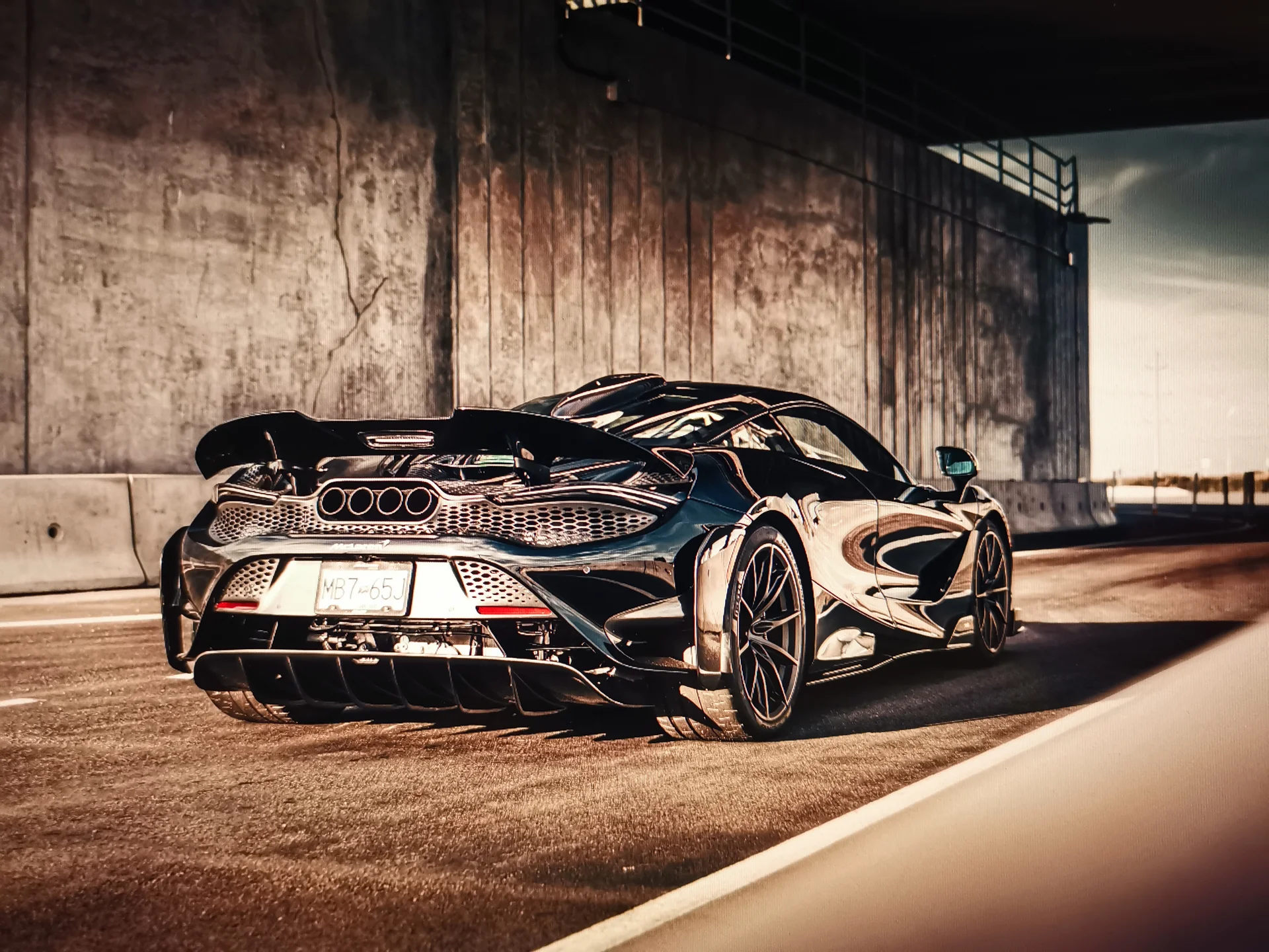 Picking up Abyss Black 765LT