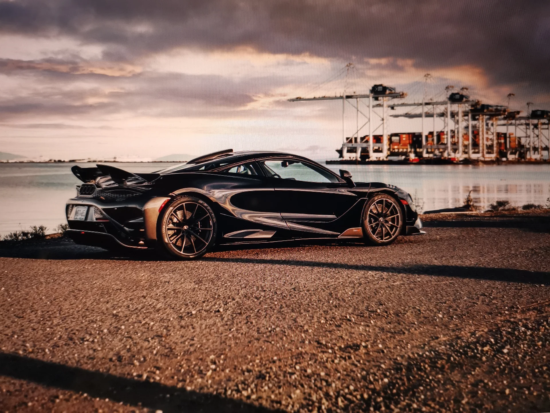 Picking up Abyss Black 765LT