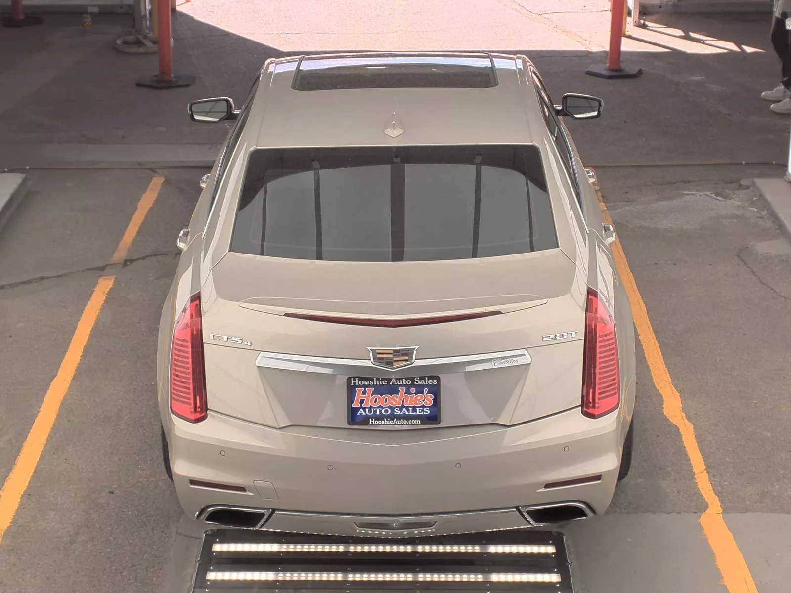 Vehicle 2016 Cadillac CTS