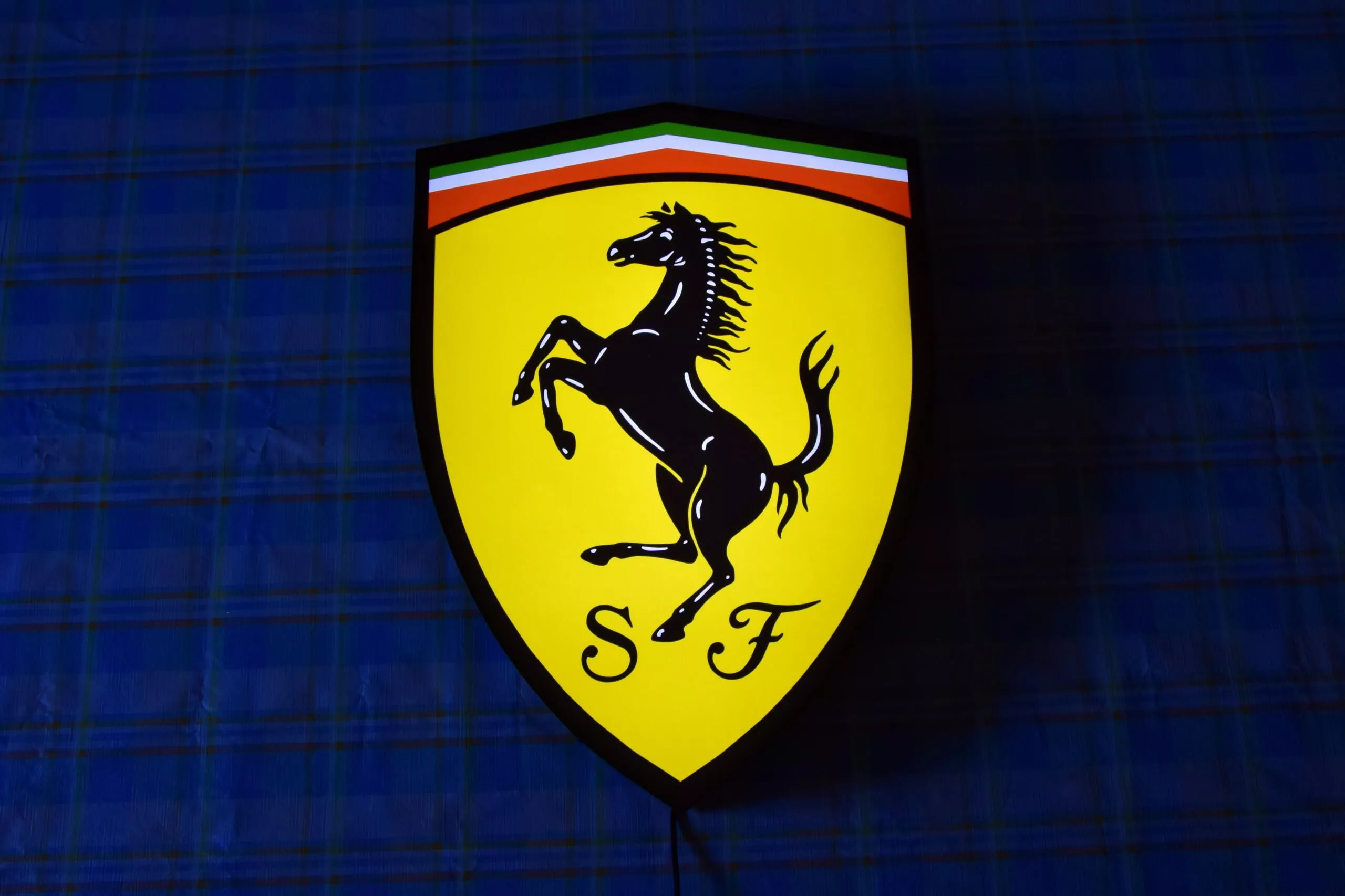 Illuminated 3D LED Scuderia Ferrari