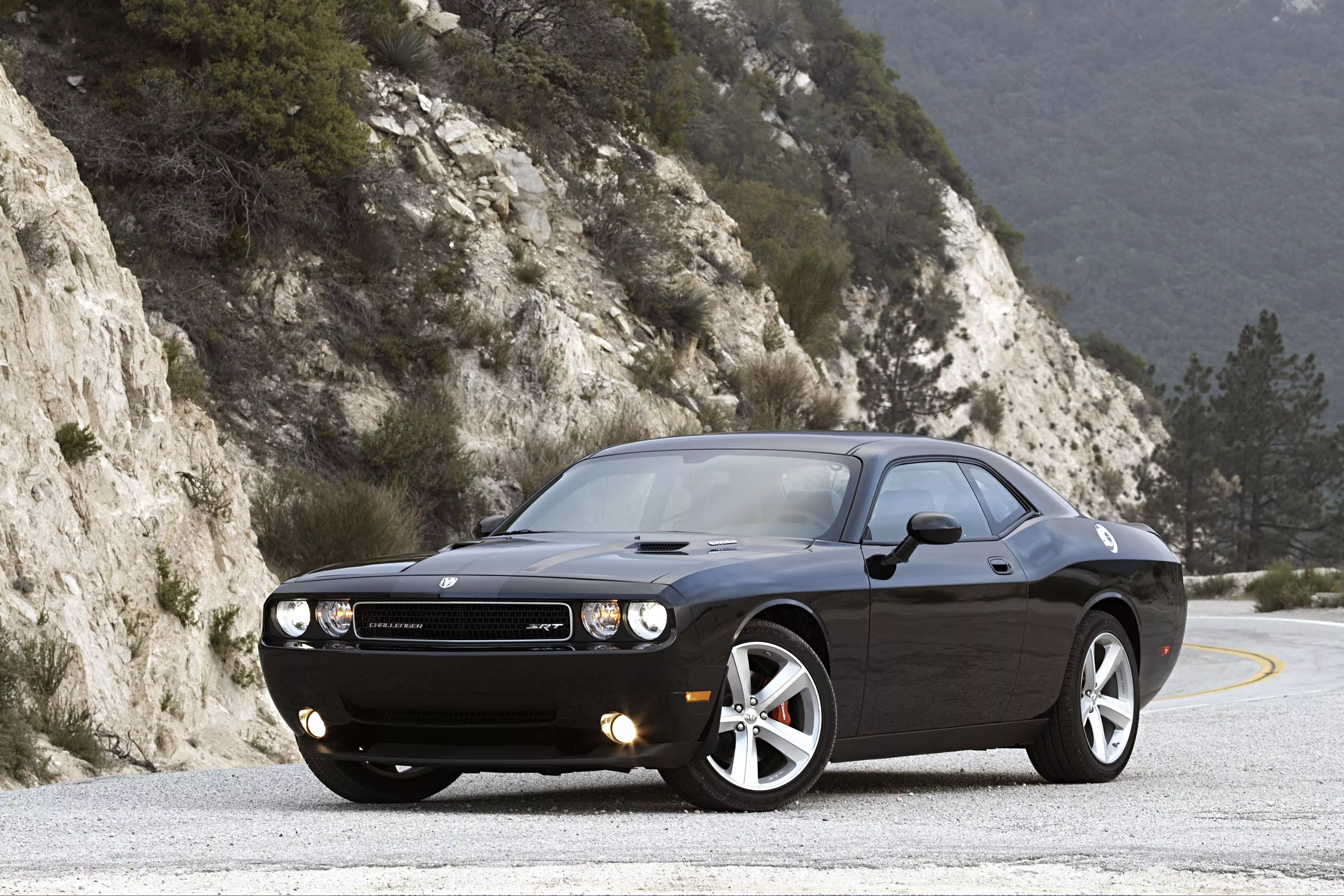 HD desktop wallpaper: Dodge Challenger
