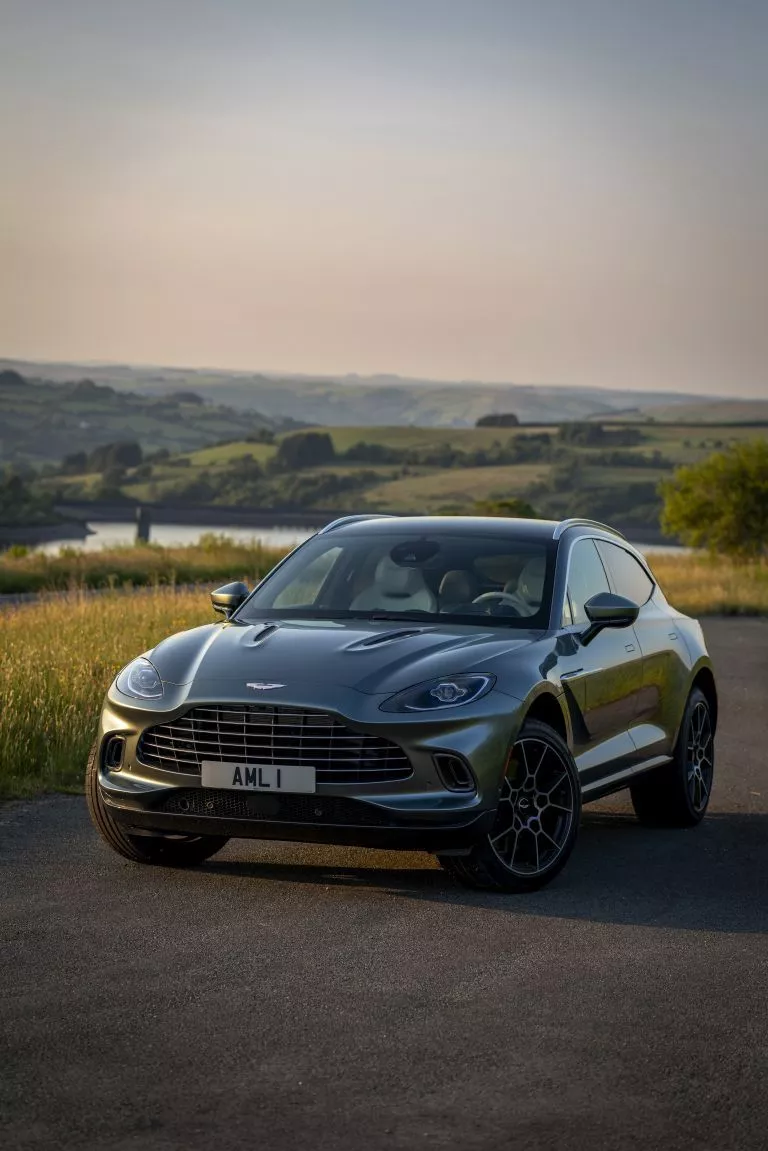 Aston Martin DBX