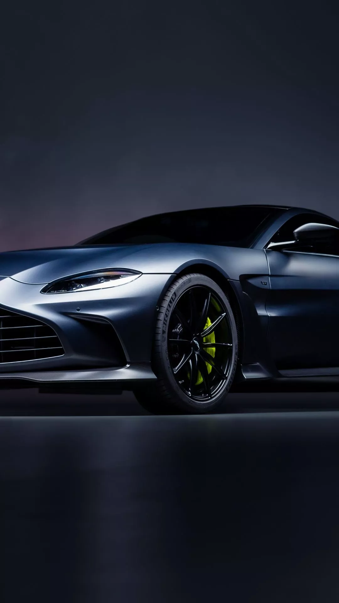 Aston Martin Vantage Wallpaper 4K