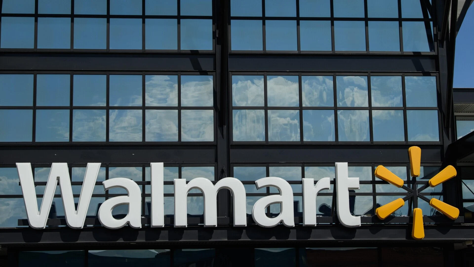 Walmart Is Turning Twitter Into QVC