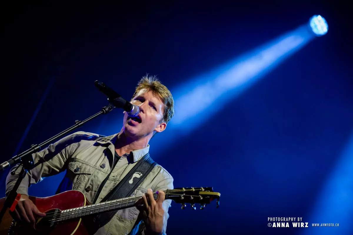 James Blunt and The Great Leslie at