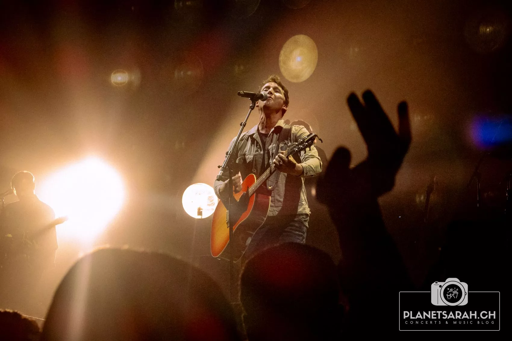 Concert review: A look back at James