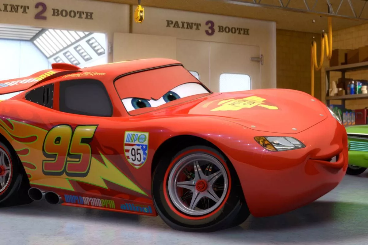 Download Lightning McQueen from Cars 3