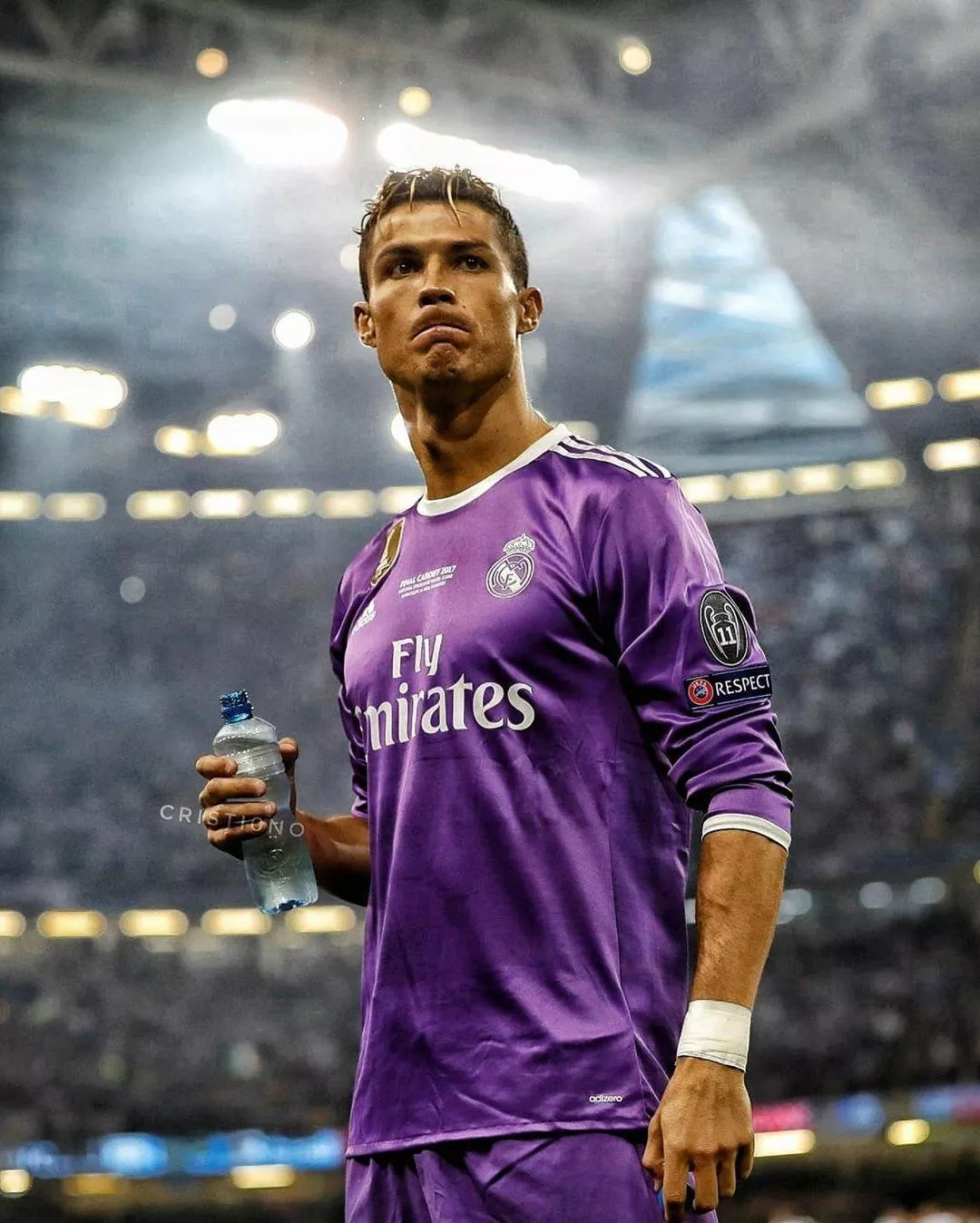 Ronaldo Purple Jersey Wallpaper