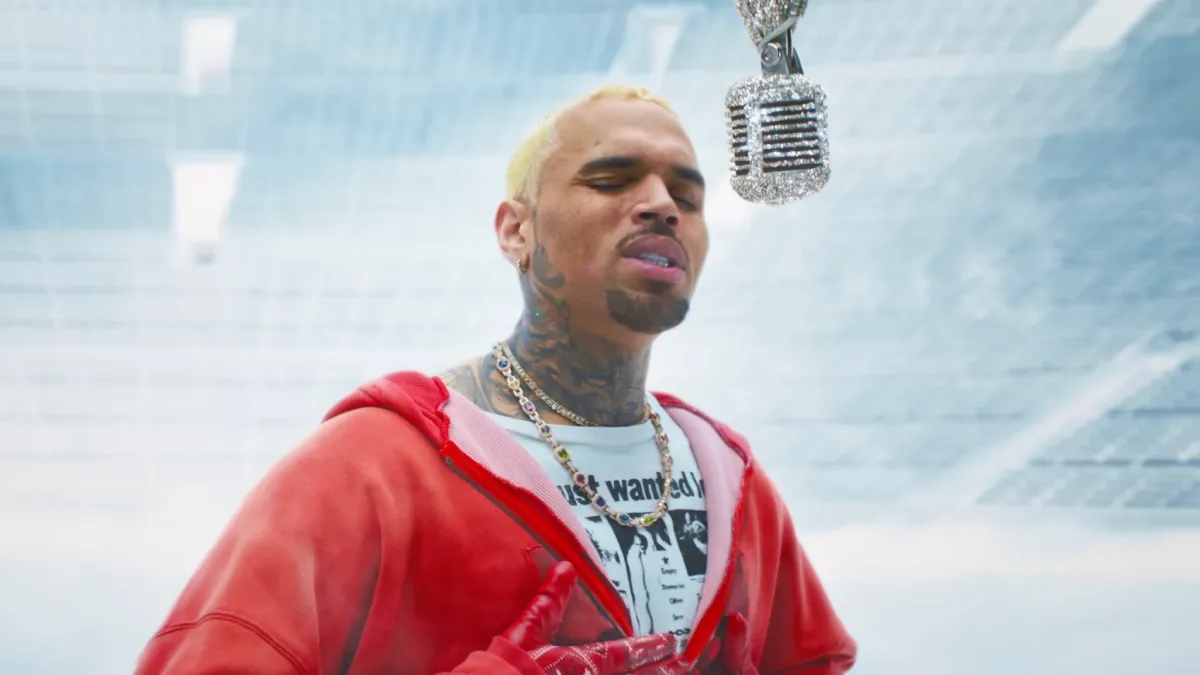 Chris Brown - 'Residuals'