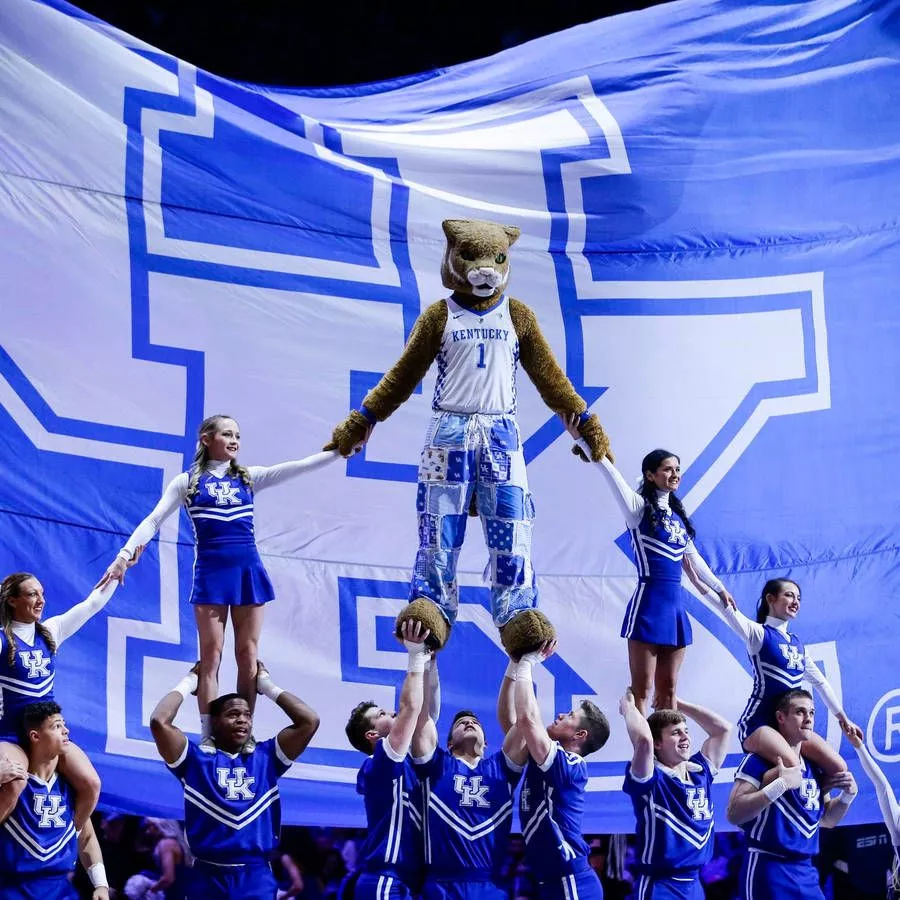 Cheerleading Wallpaper