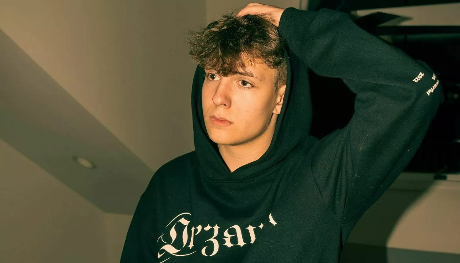 Clix's age, height, keyboard settings