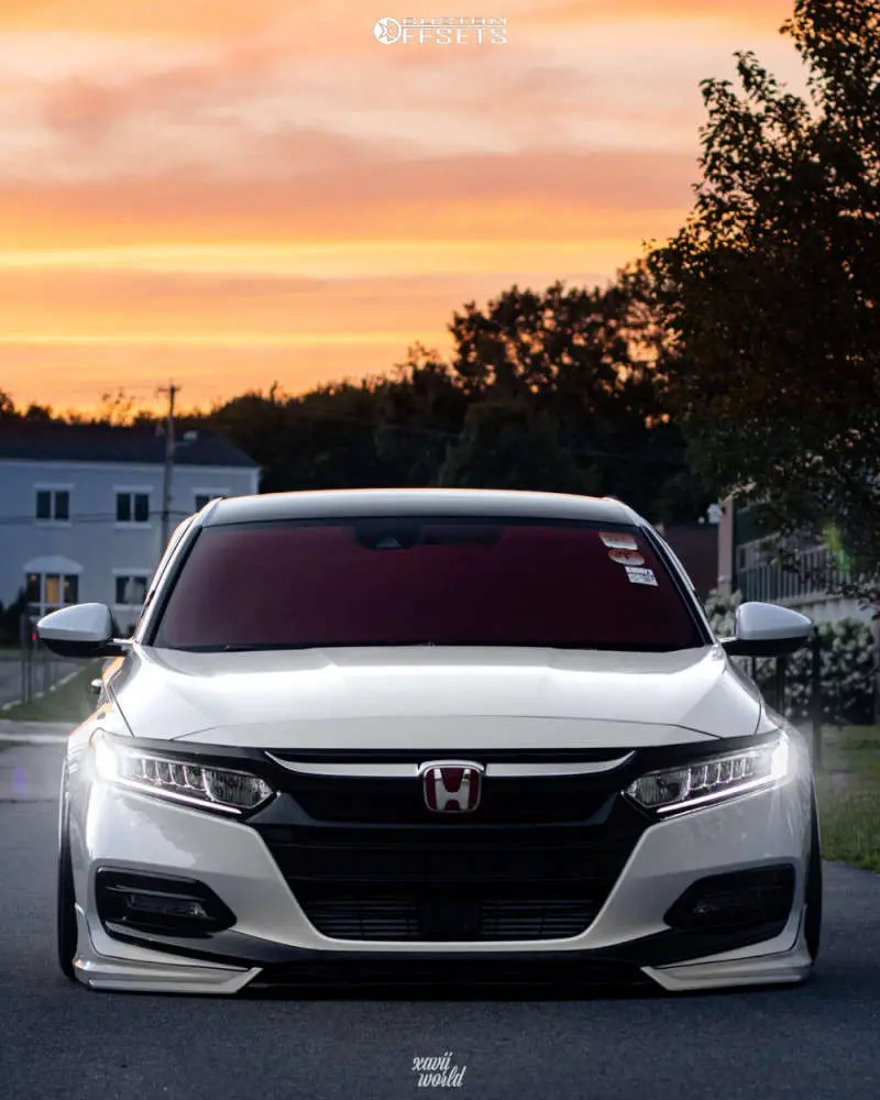 Honda Accord with 19x9.5 12 Avant